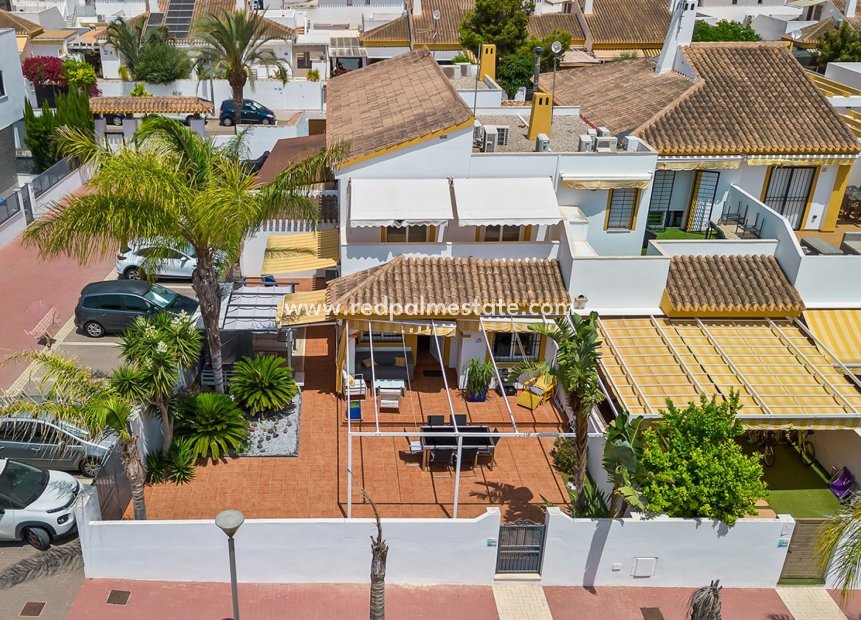 Resale - Town House -
Torre de la Horadada - Pueblo Latino