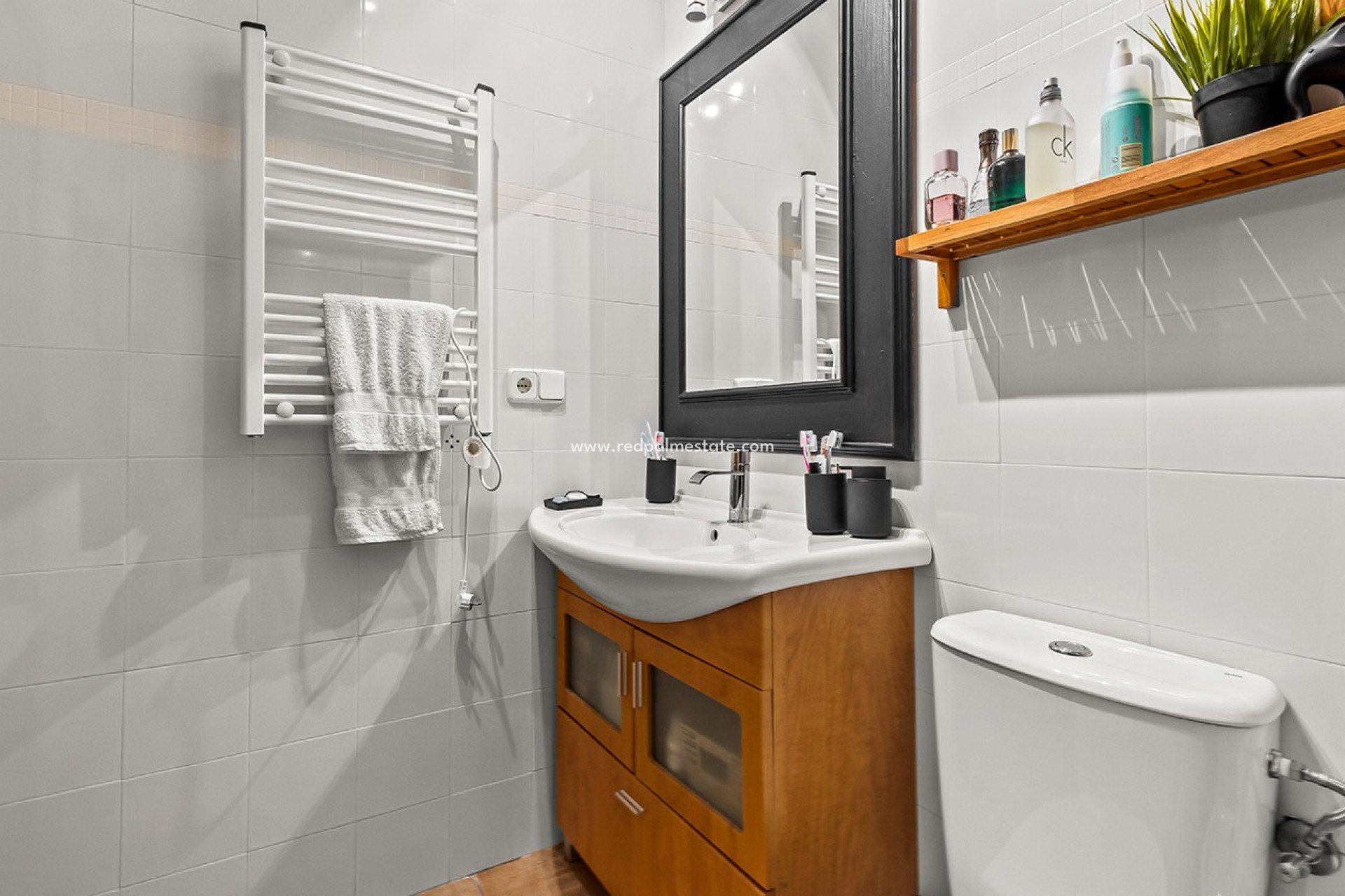 Resale - Town House -
Torre de la Horadada - Pueblo Latino