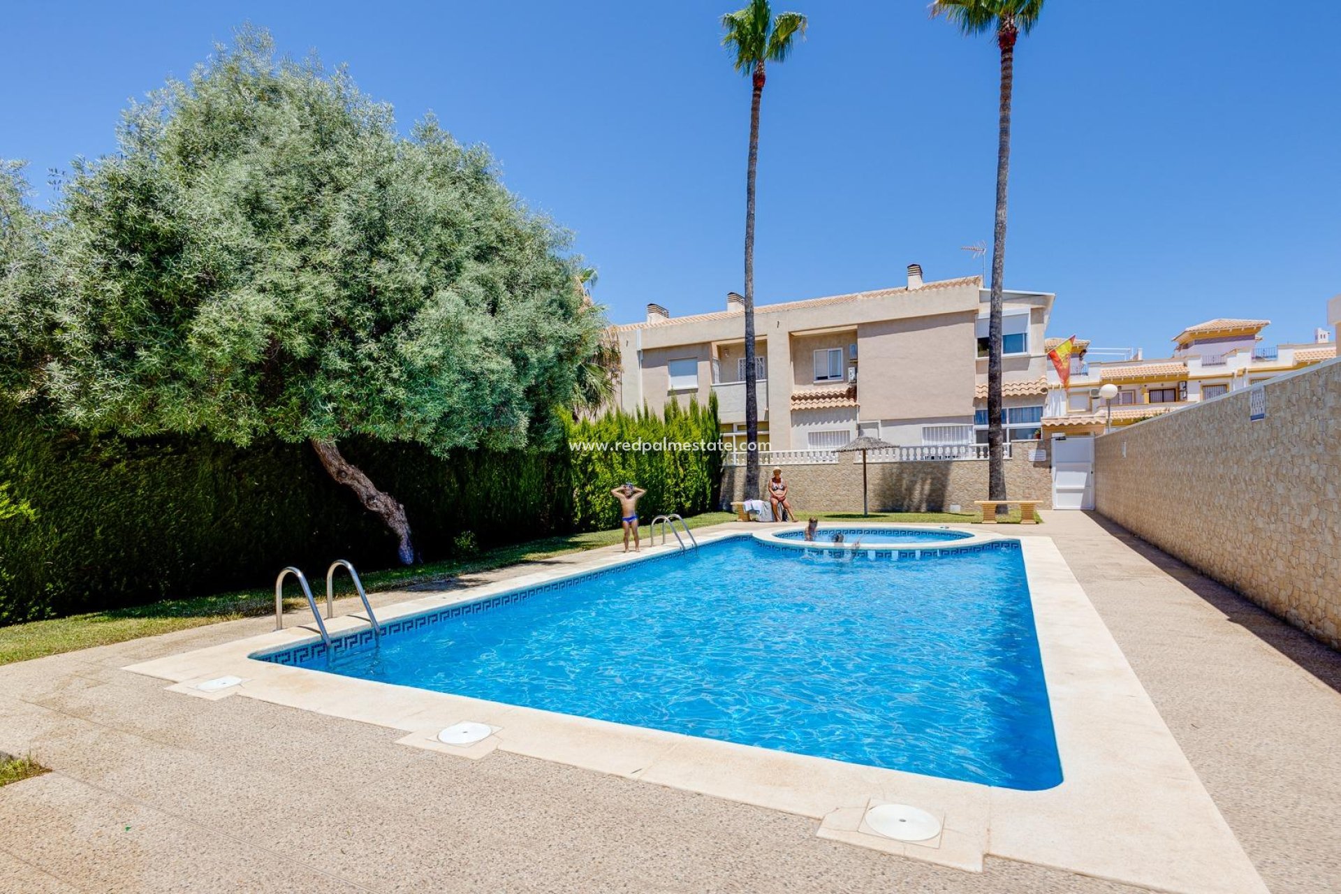 Resale - Town House -
Torrevieja - Aguas Nueva