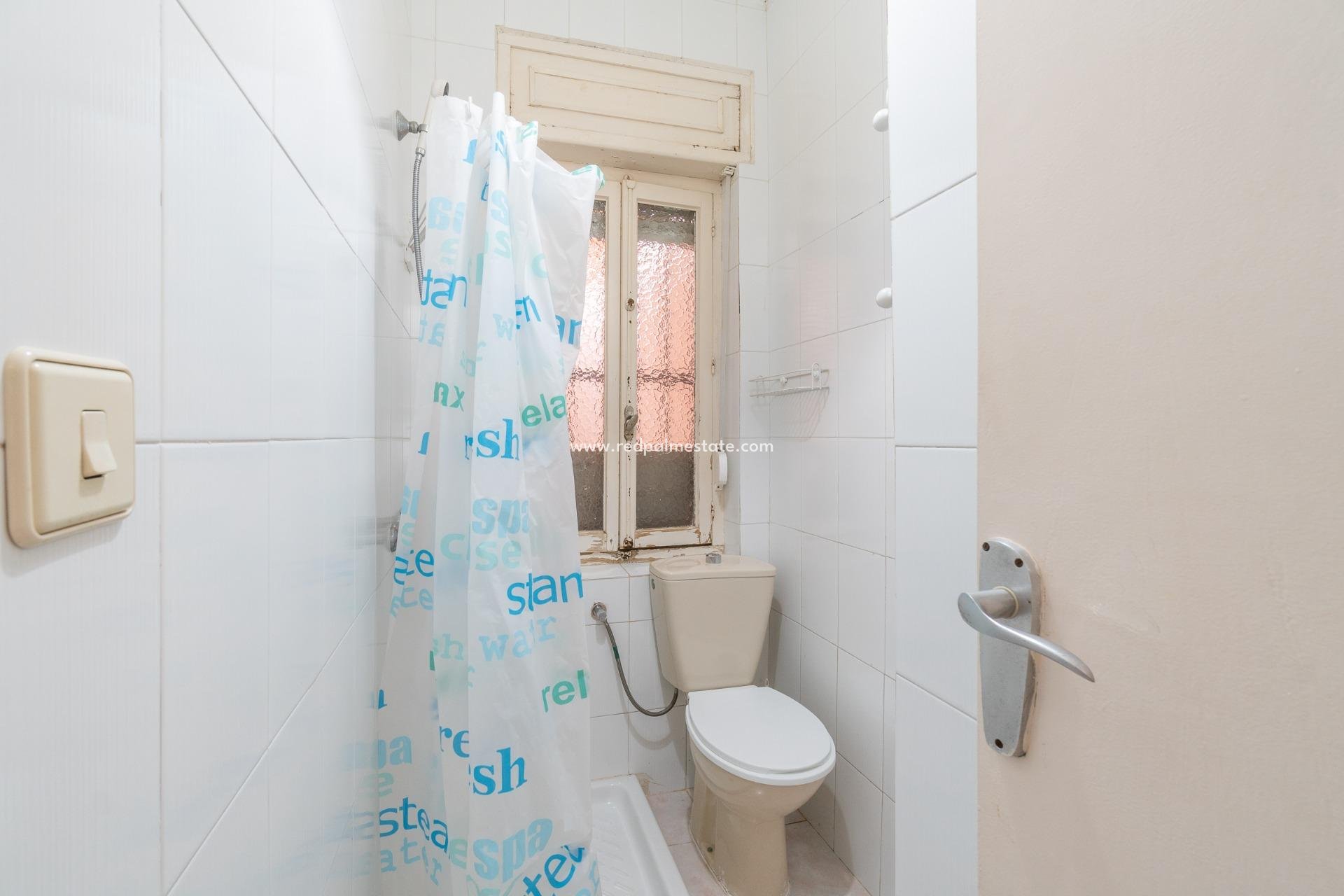 Resale - Town House -
Torrevieja - Aguas Nueva