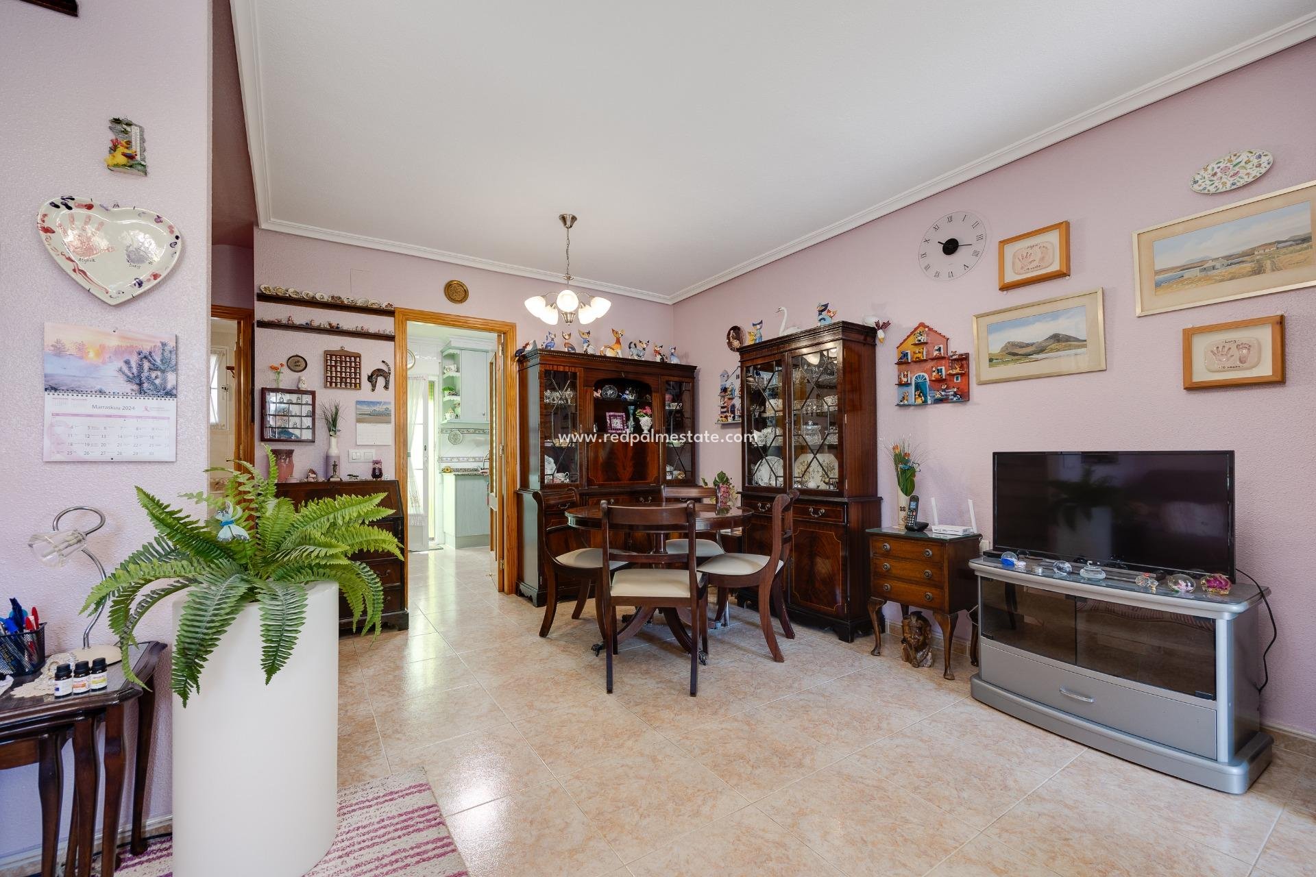 Resale - Town House -
Torrevieja - Aguas Nueva