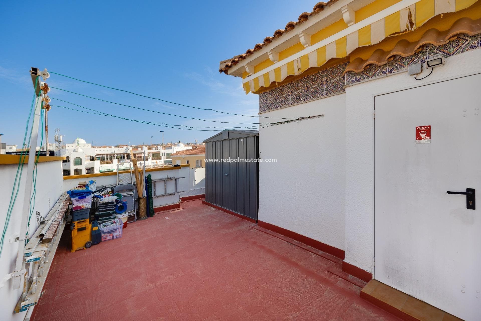 Resale - Town House -
Torrevieja - Aguas Nueva