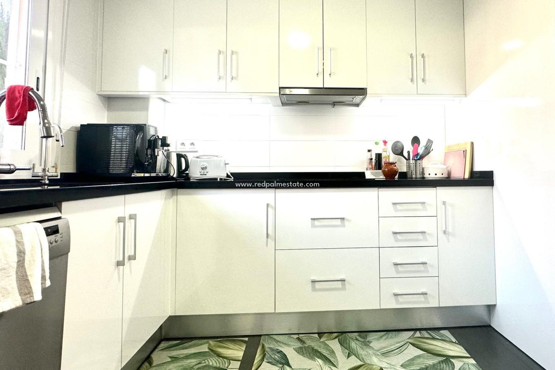 Resale - Town House -
Torrevieja - Aguas Nueva