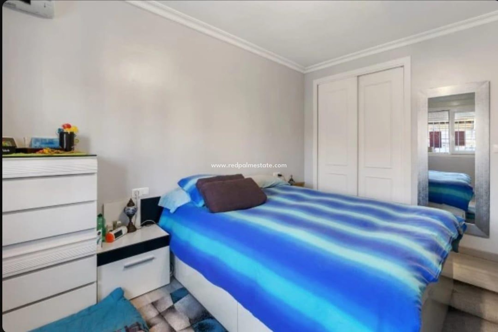 Resale - Town House -
Torrevieja - Aguas Nueva