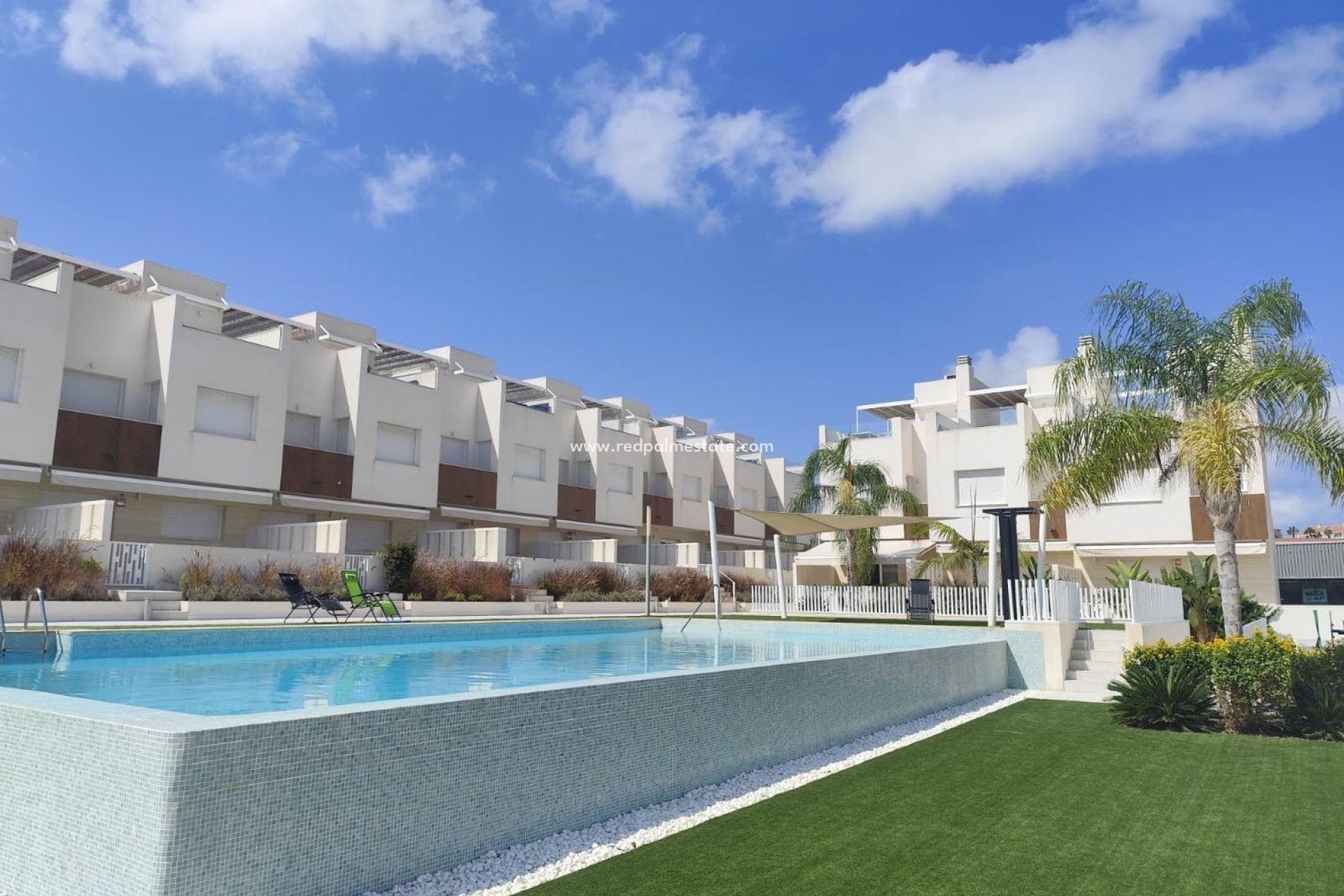 Resale - Town House -
Torrevieja - Aguas Nueva