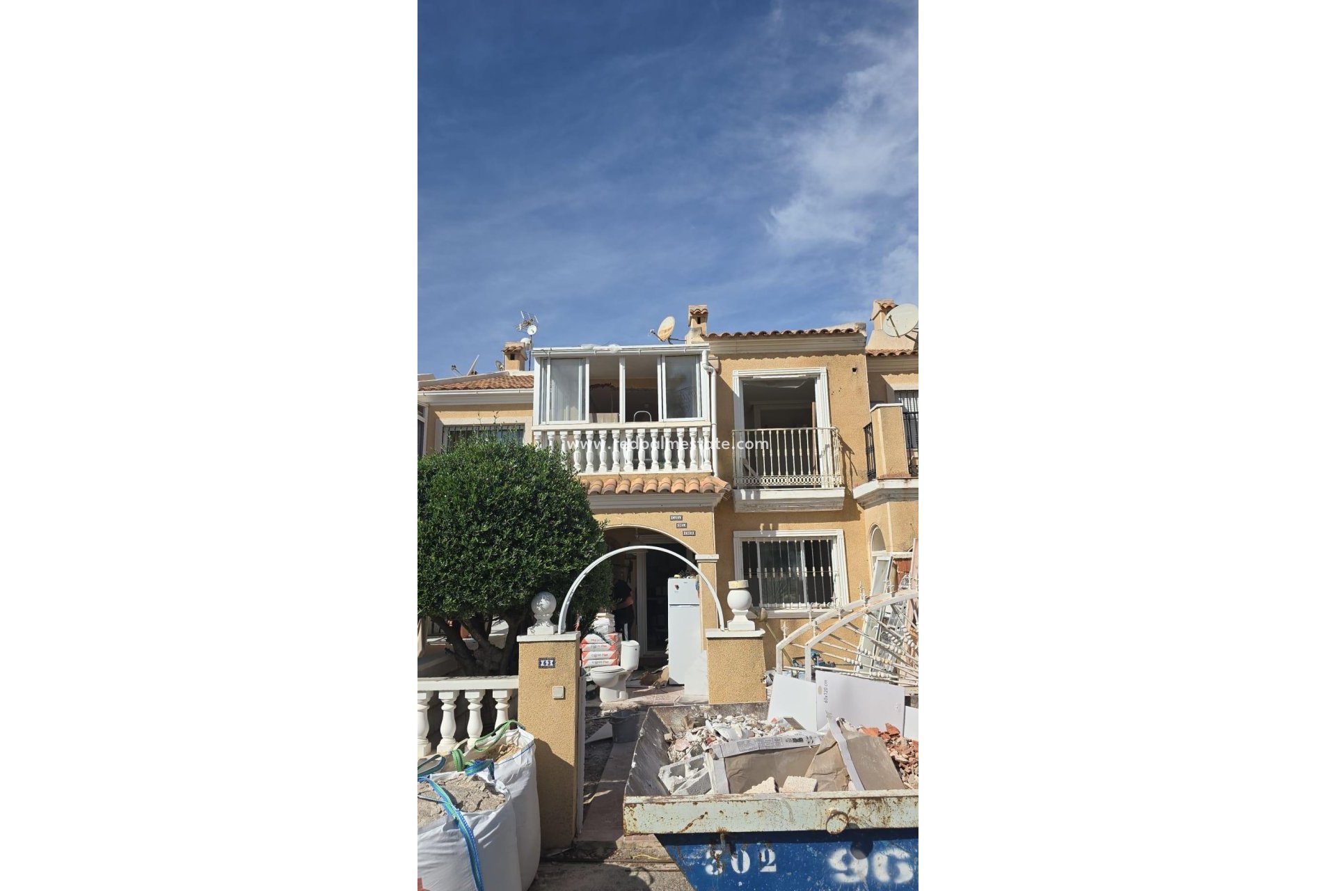 Resale - Town House -
Torrevieja - Aguas Nueva