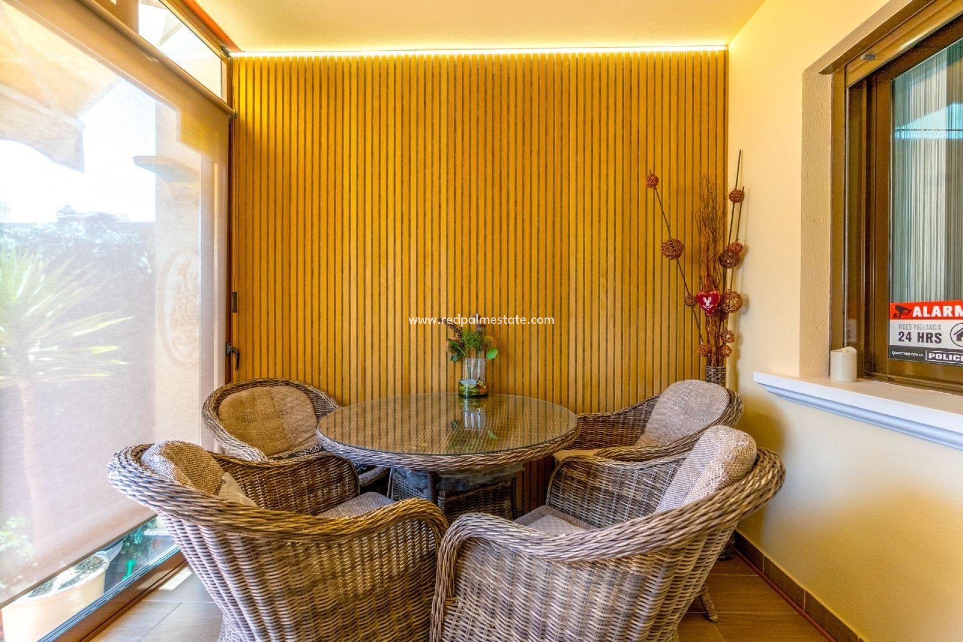 Resale - Town House -
Torrevieja - Aguas Nueva