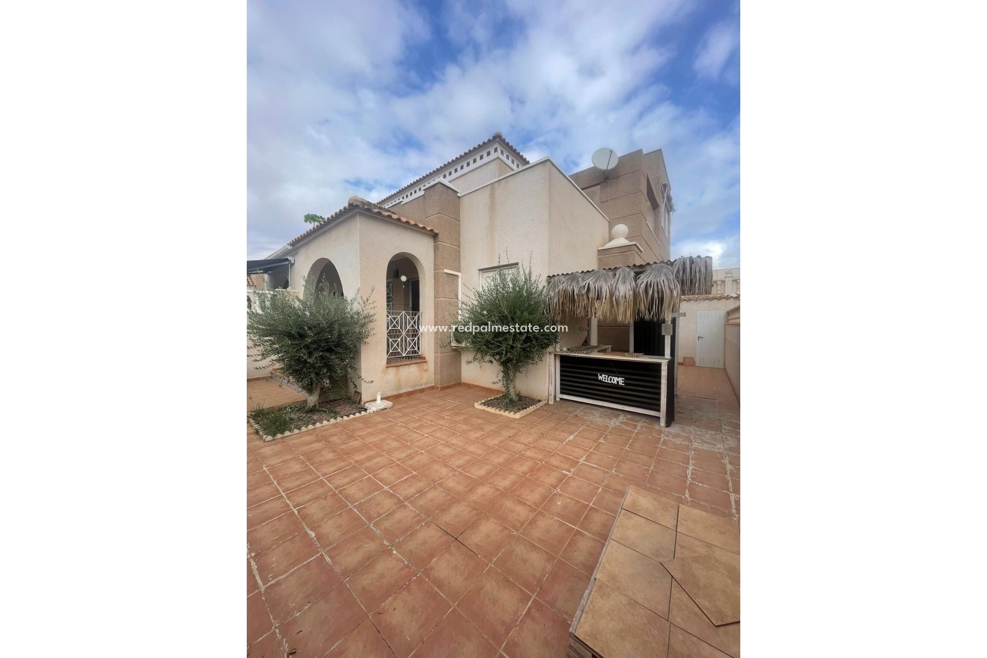 Resale - Town House -
Torrevieja - Aguas Nueva