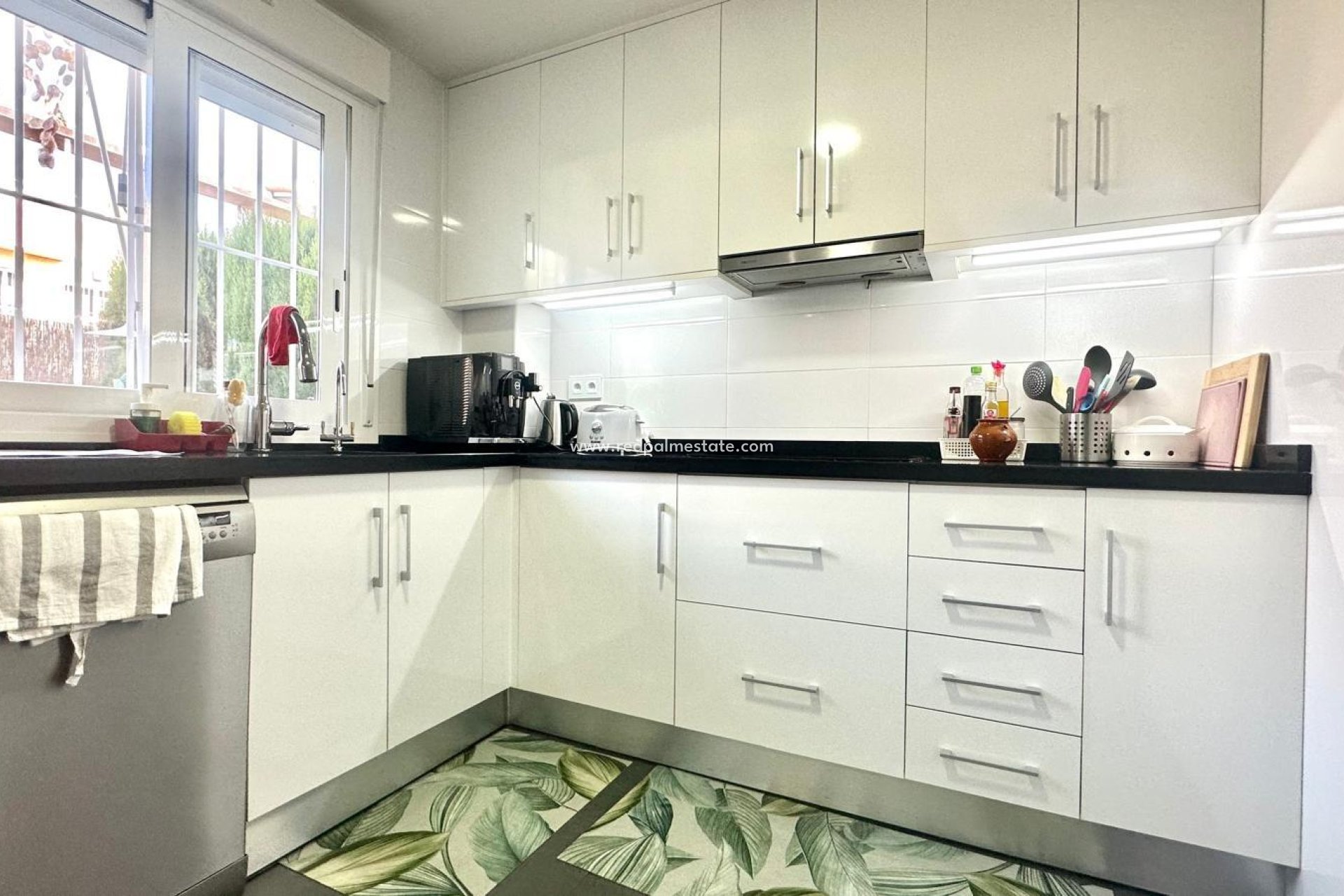 Resale - Town House -
Torrevieja - Aguas Nueva