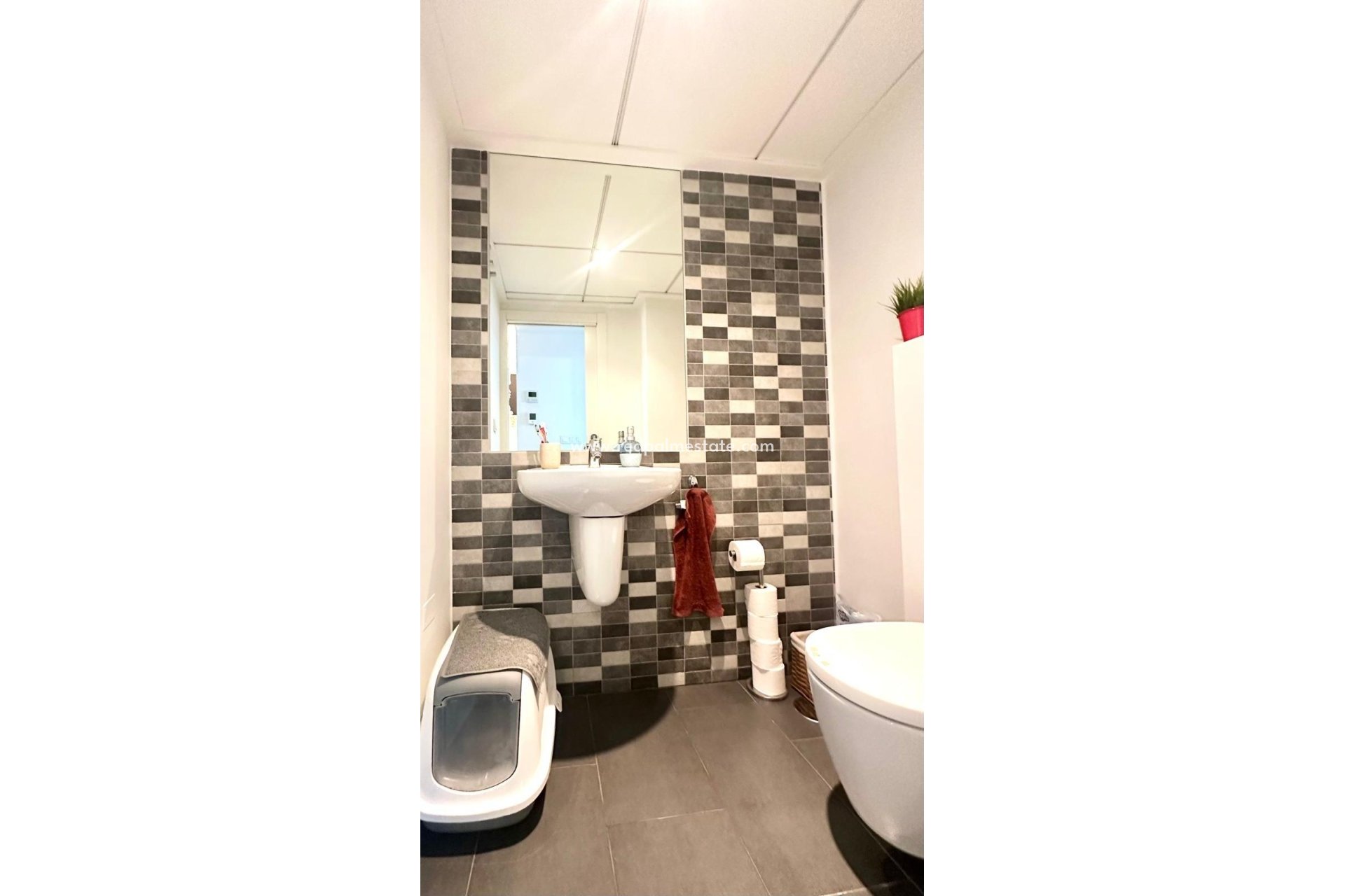 Resale - Town House -
Torrevieja - Aguas Nueva