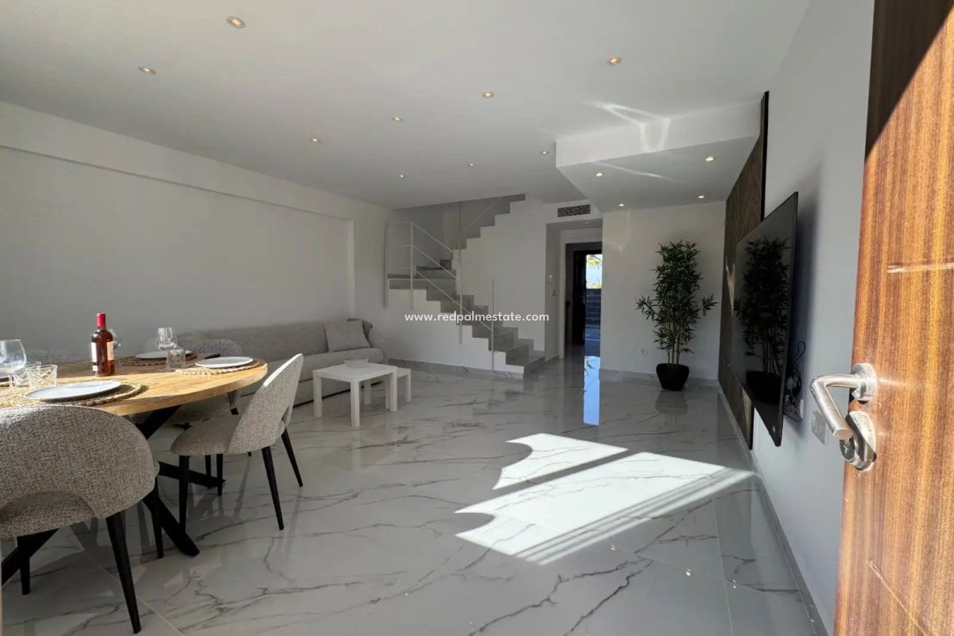Resale - Town House -
Torrevieja - Aguas Nuevas