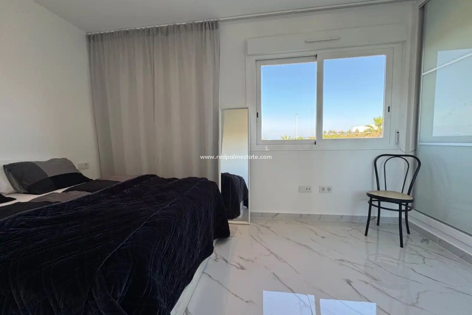 Resale - Town House -
Torrevieja - Aguas Nuevas