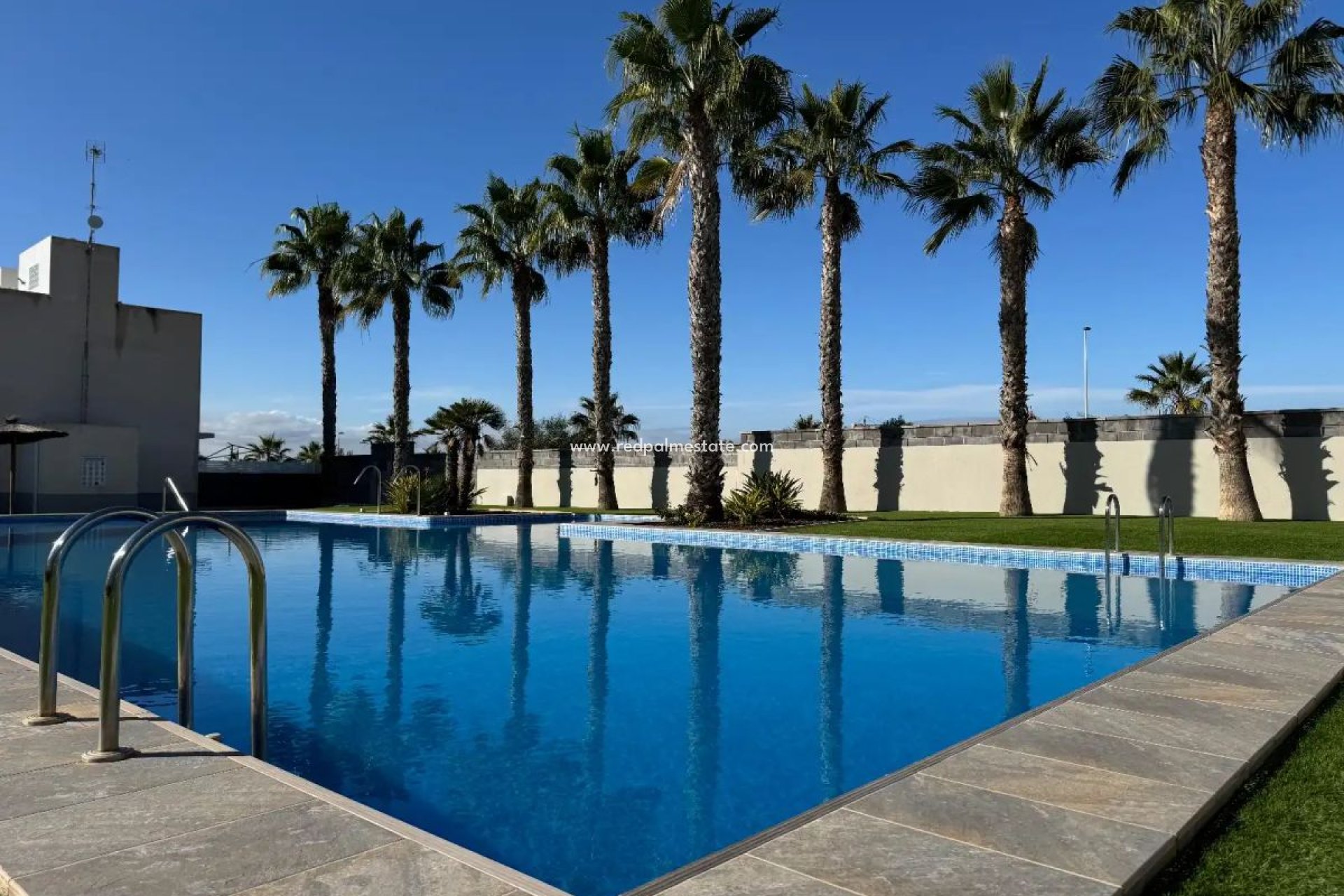 Resale - Town House -
Torrevieja - Aguas Nuevas