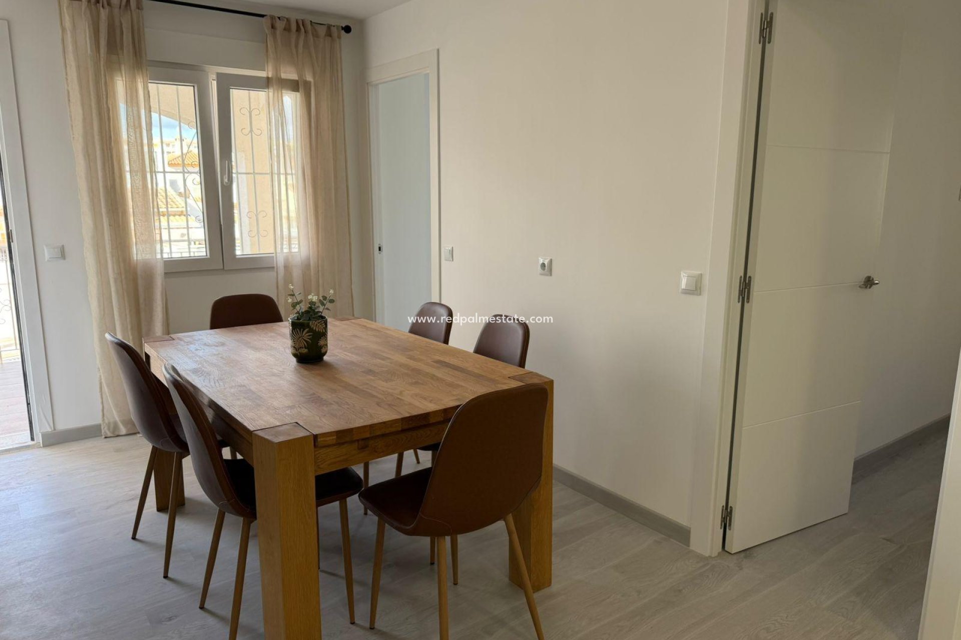 Resale - Town House -
Torrevieja - Cabo cervera