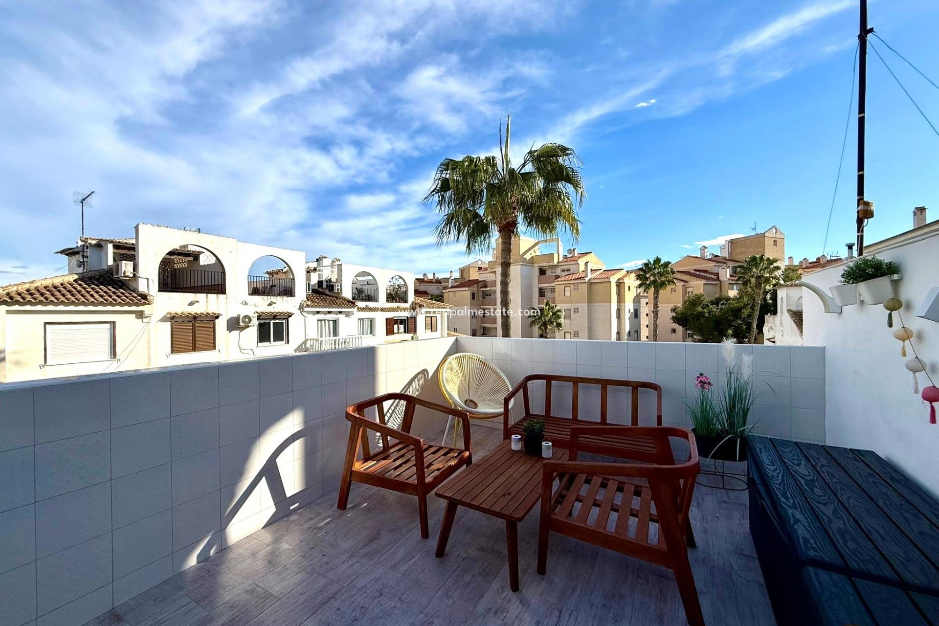 Resale - Town House -
Torrevieja - Calas blanca