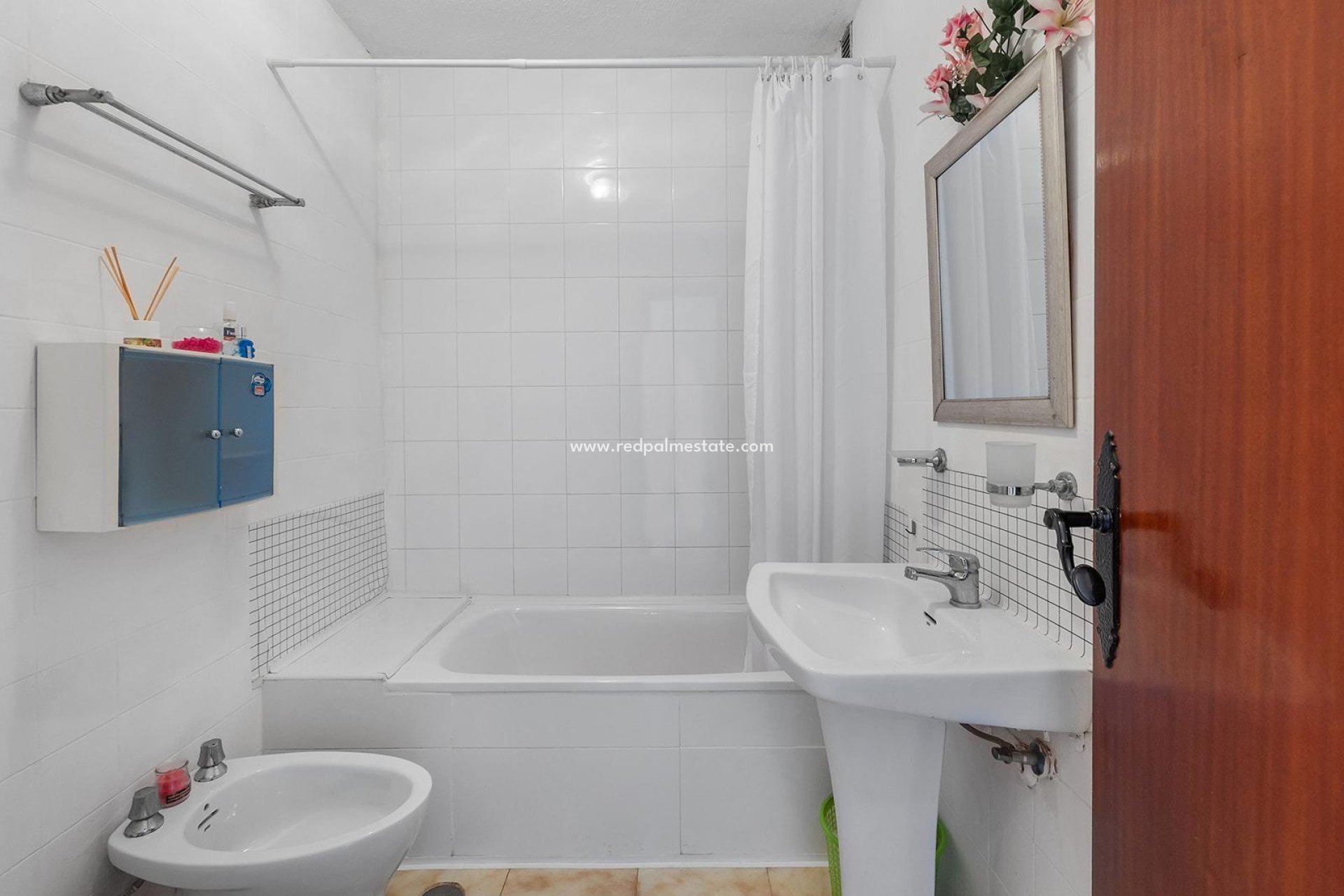 Resale - Town House -
Torrevieja - Calas blanca