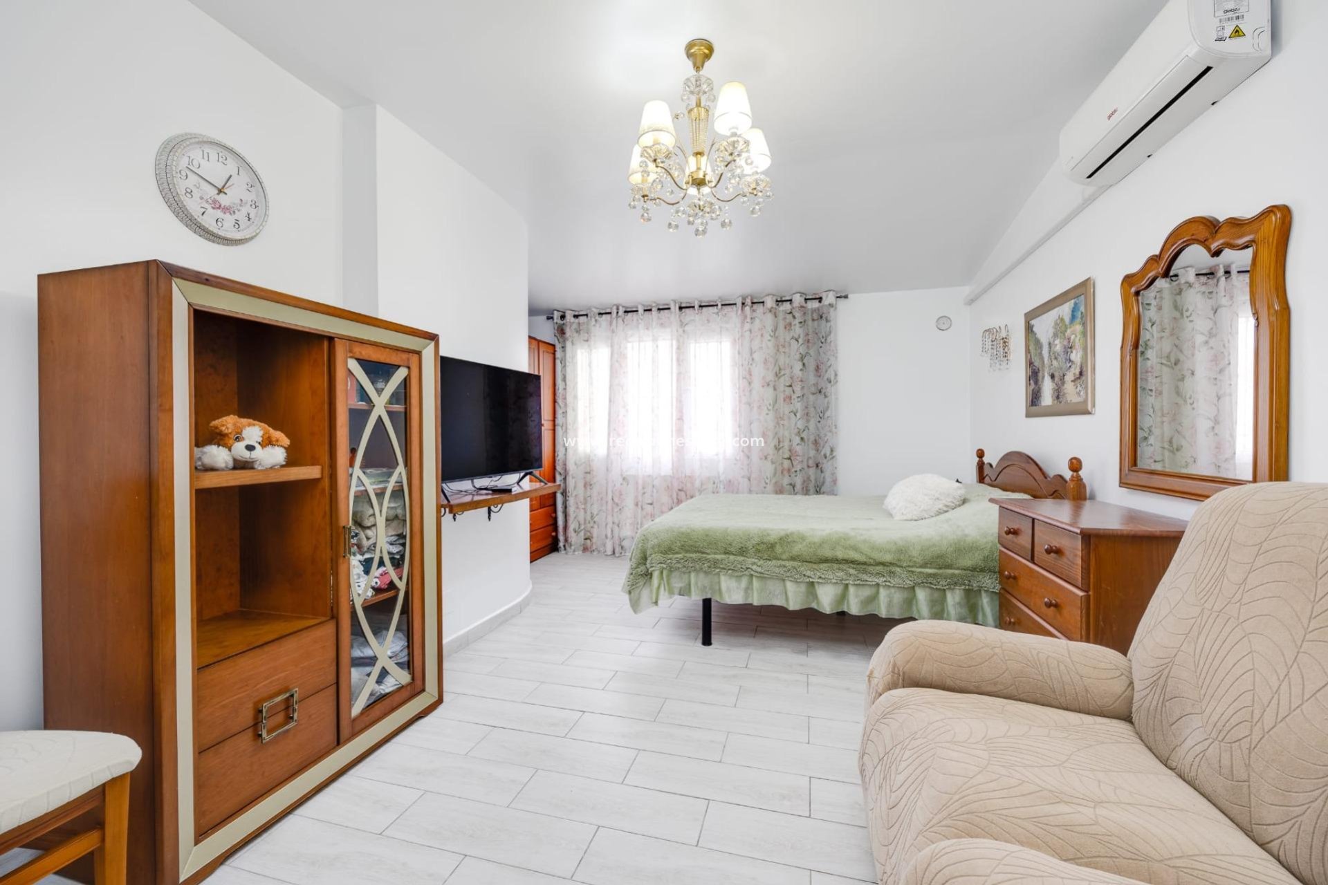 Resale - Town House -
Torrevieja - Calas blanca