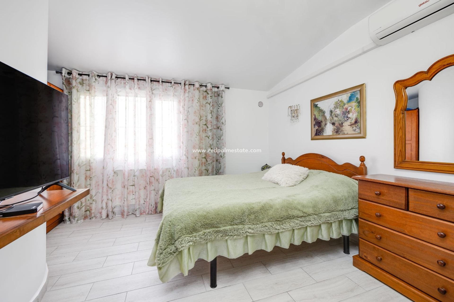 Resale - Town House -
Torrevieja - Calas blanca