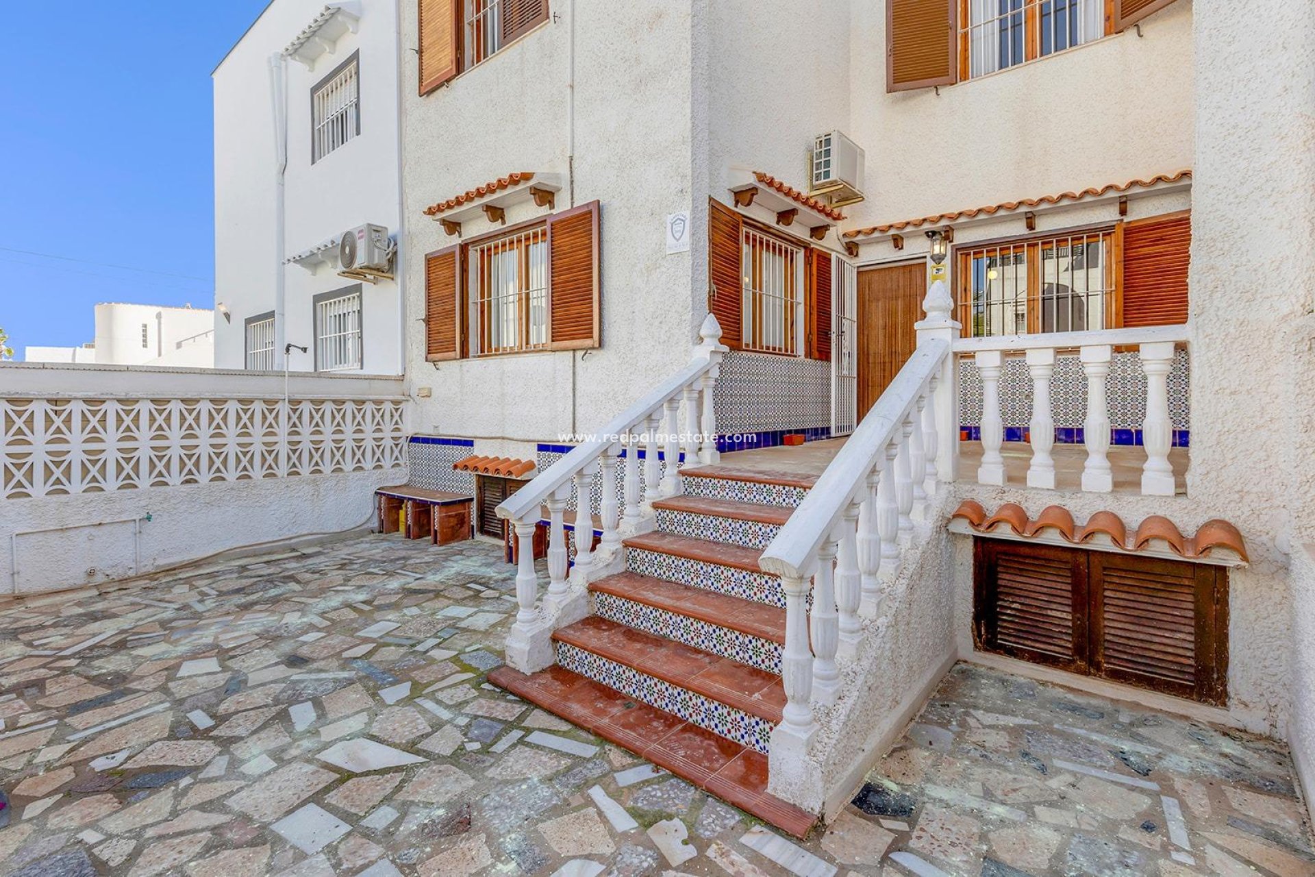 Resale - Town House -
Torrevieja - Calas blanca
