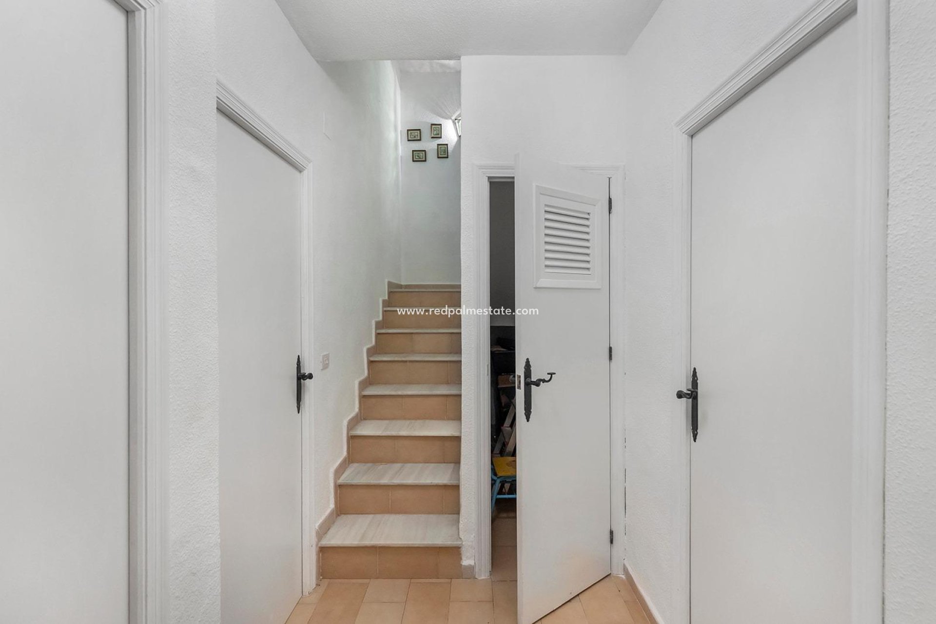 Resale - Town House -
Torrevieja - Calas blanca