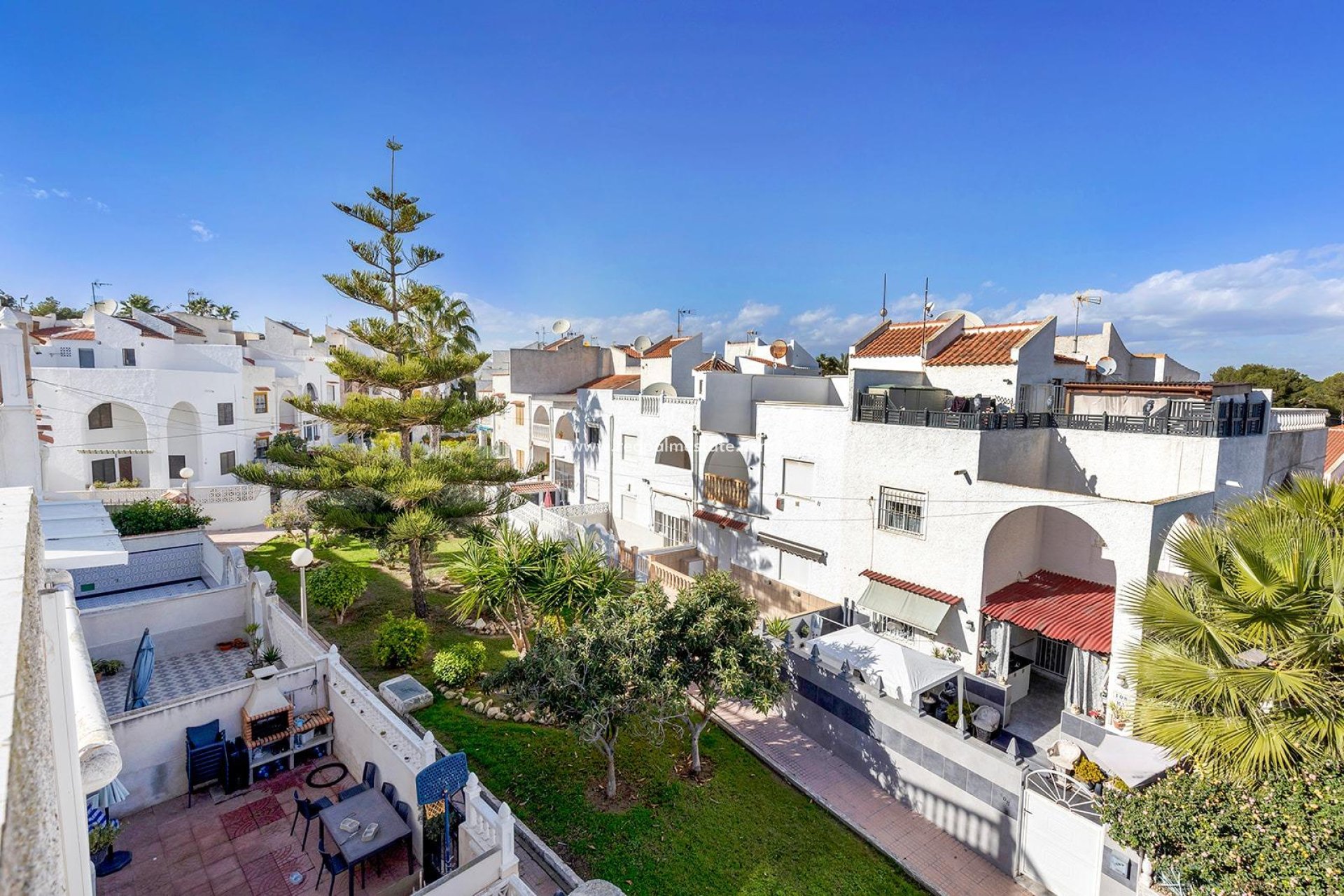 Resale - Town House -
Torrevieja - Calas blanca