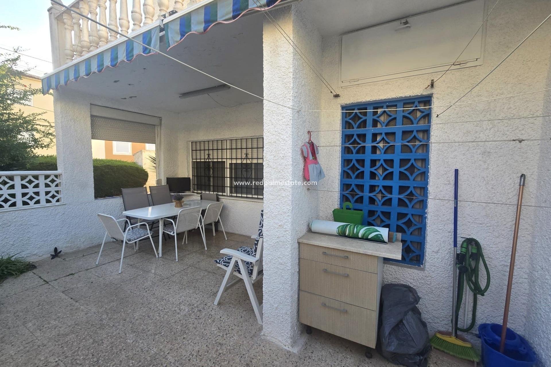 Resale - Town House -
Torrevieja - Centro Torrevieja
