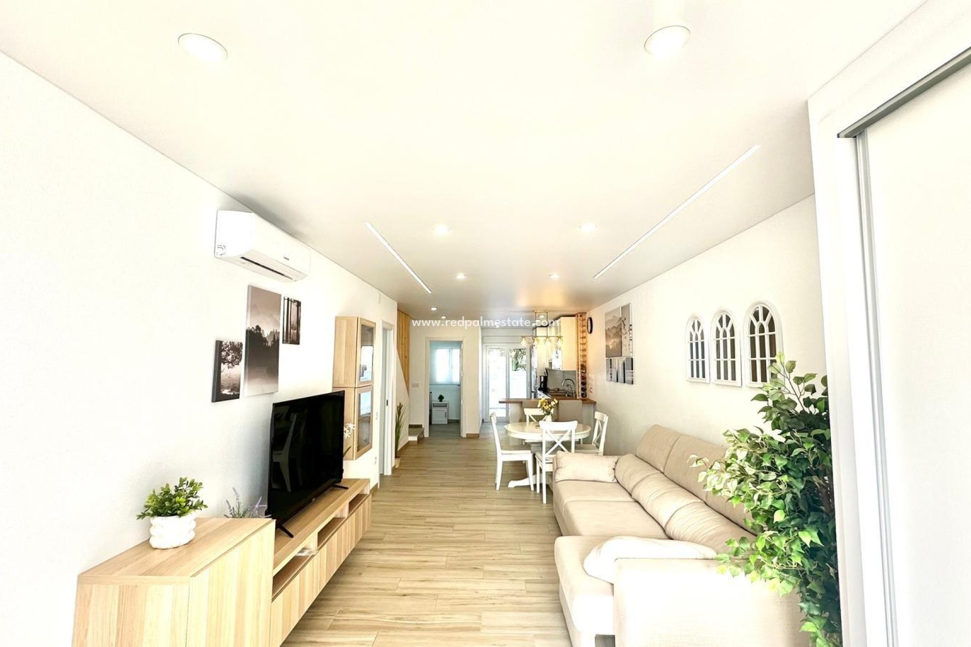 Resale - Town House -
Torrevieja - Centro Torrevieja