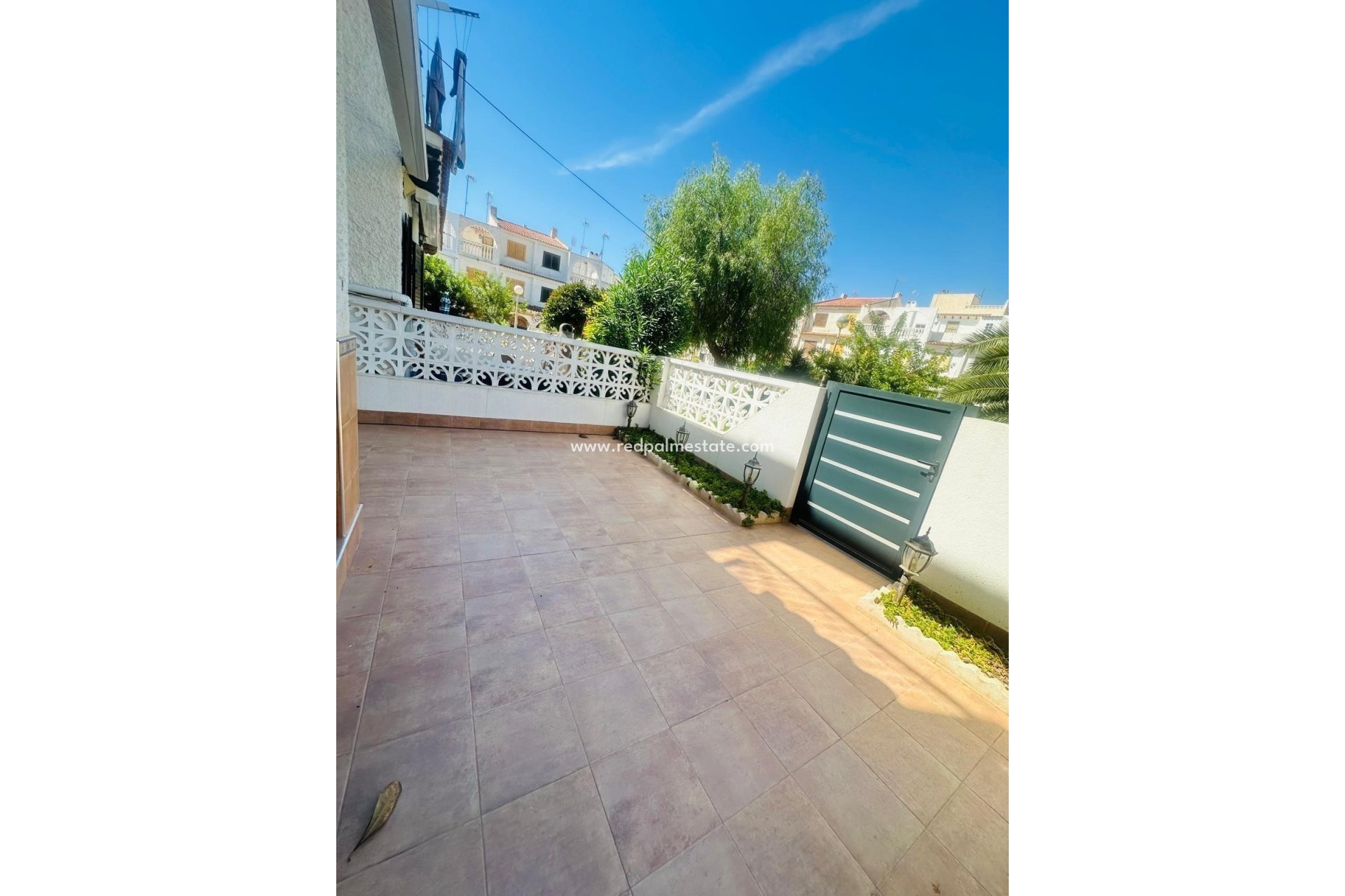 Resale - Town House -
Torrevieja - Centro
