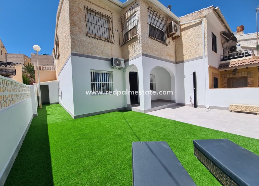 Resale - Town House -
Torrevieja - Costa Blanca