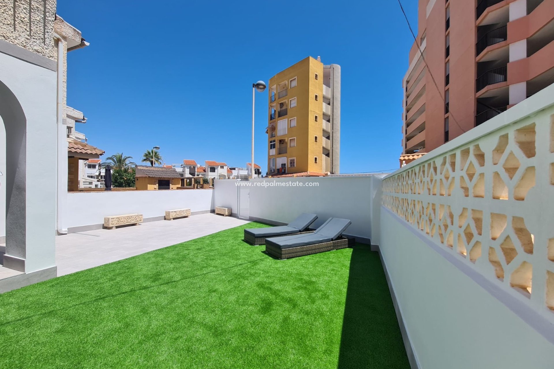 Resale - Town House -
Torrevieja - Costa Blanca