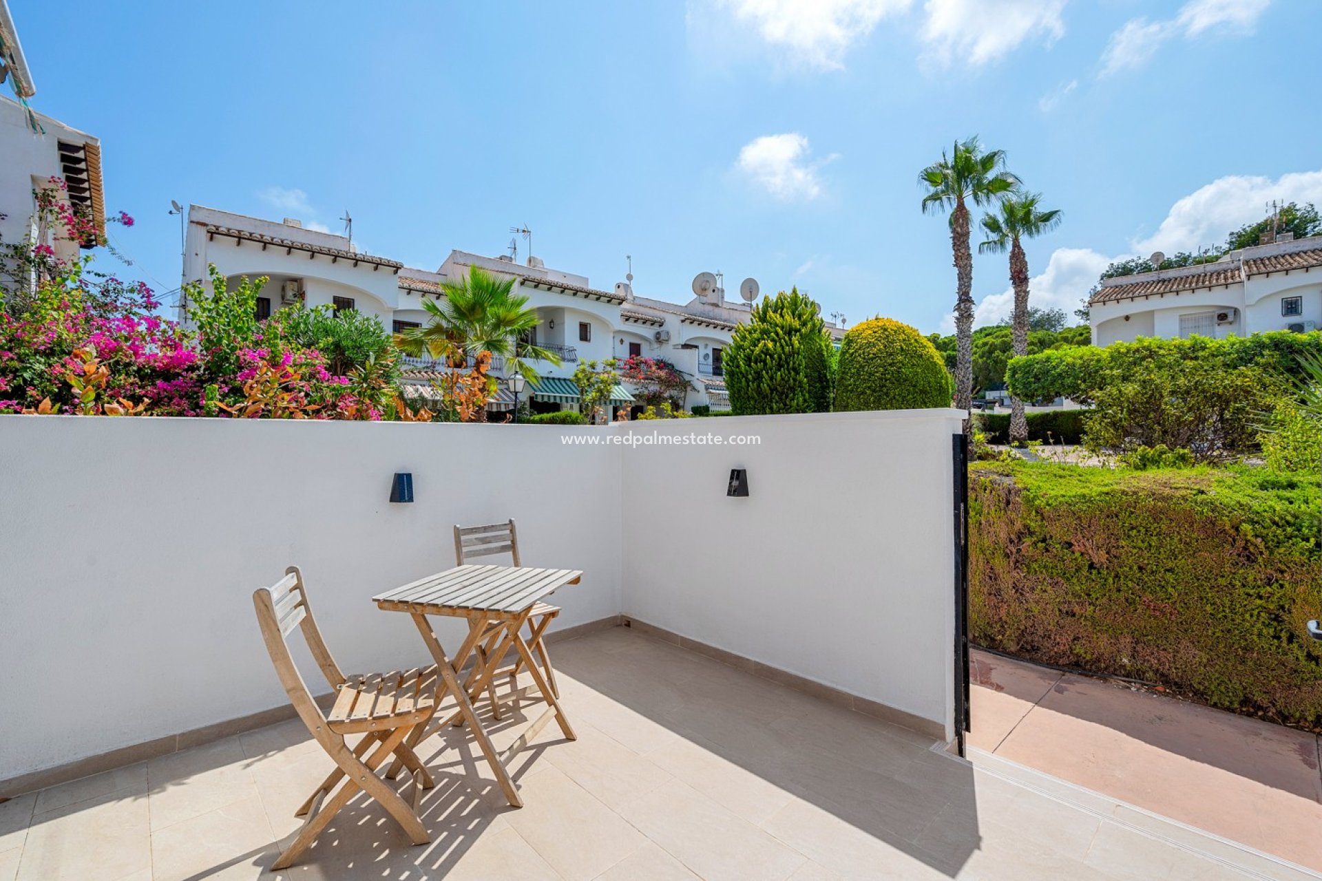 Resale - Town House -
Torrevieja - Costa Blanca