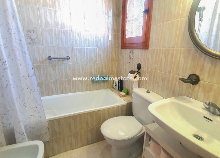 Resale - Town House -
Torrevieja - Costa Blanca