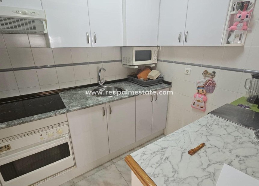 Resale - Town House -
Torrevieja - Doña ines