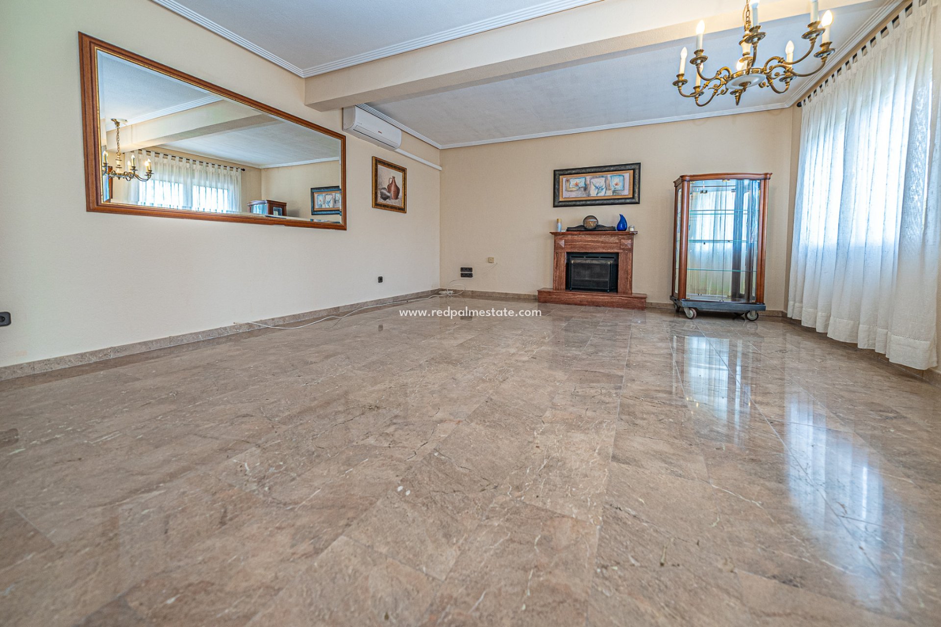 Resale - Town House -
Torrevieja - El Chaparral