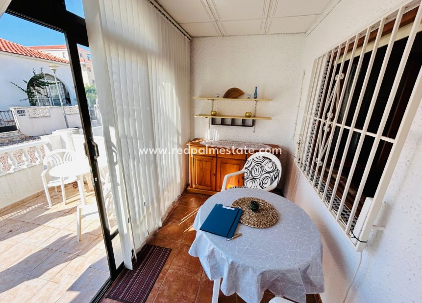 Resale - Town House -
Torrevieja - Inland