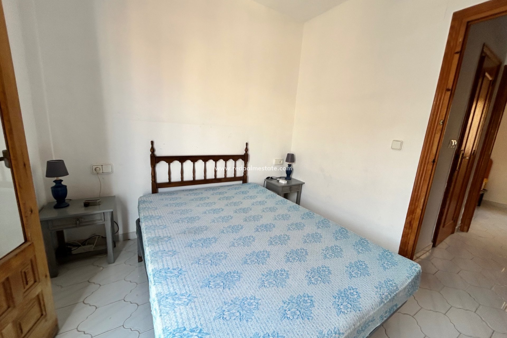 Resale - Town House -
Torrevieja - Inland