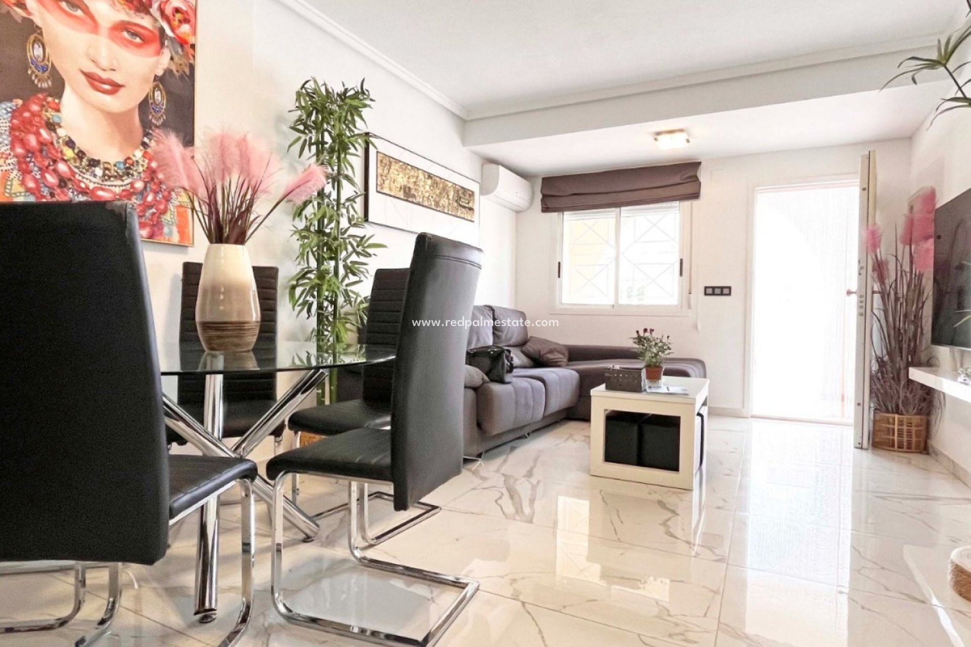 Resale - Town House -
Torrevieja - La Mata