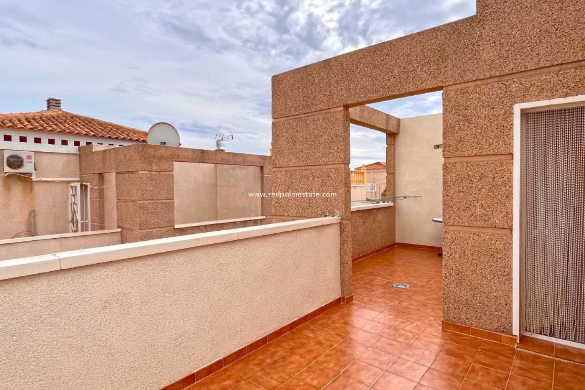 Resale - Town House -
Torrevieja - La Mata