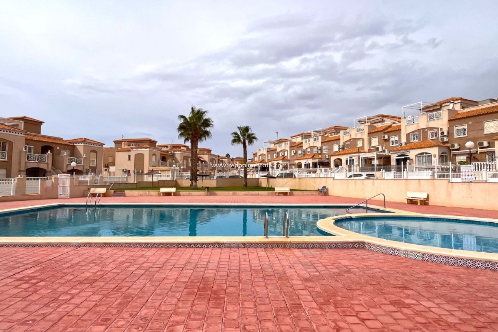 Resale - Town House -
Torrevieja - La Mata