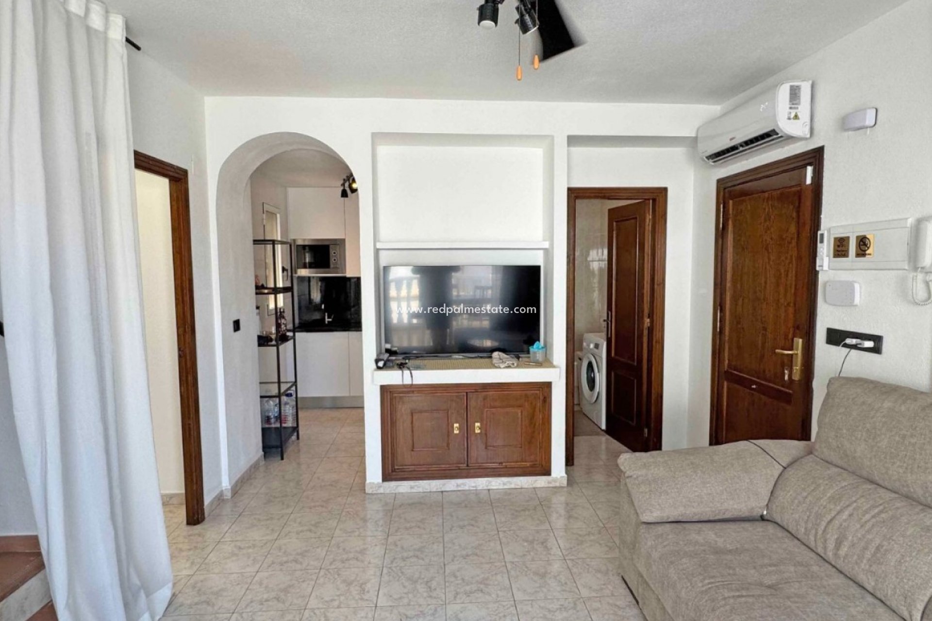 Resale - Town House -
Torrevieja - La Mata