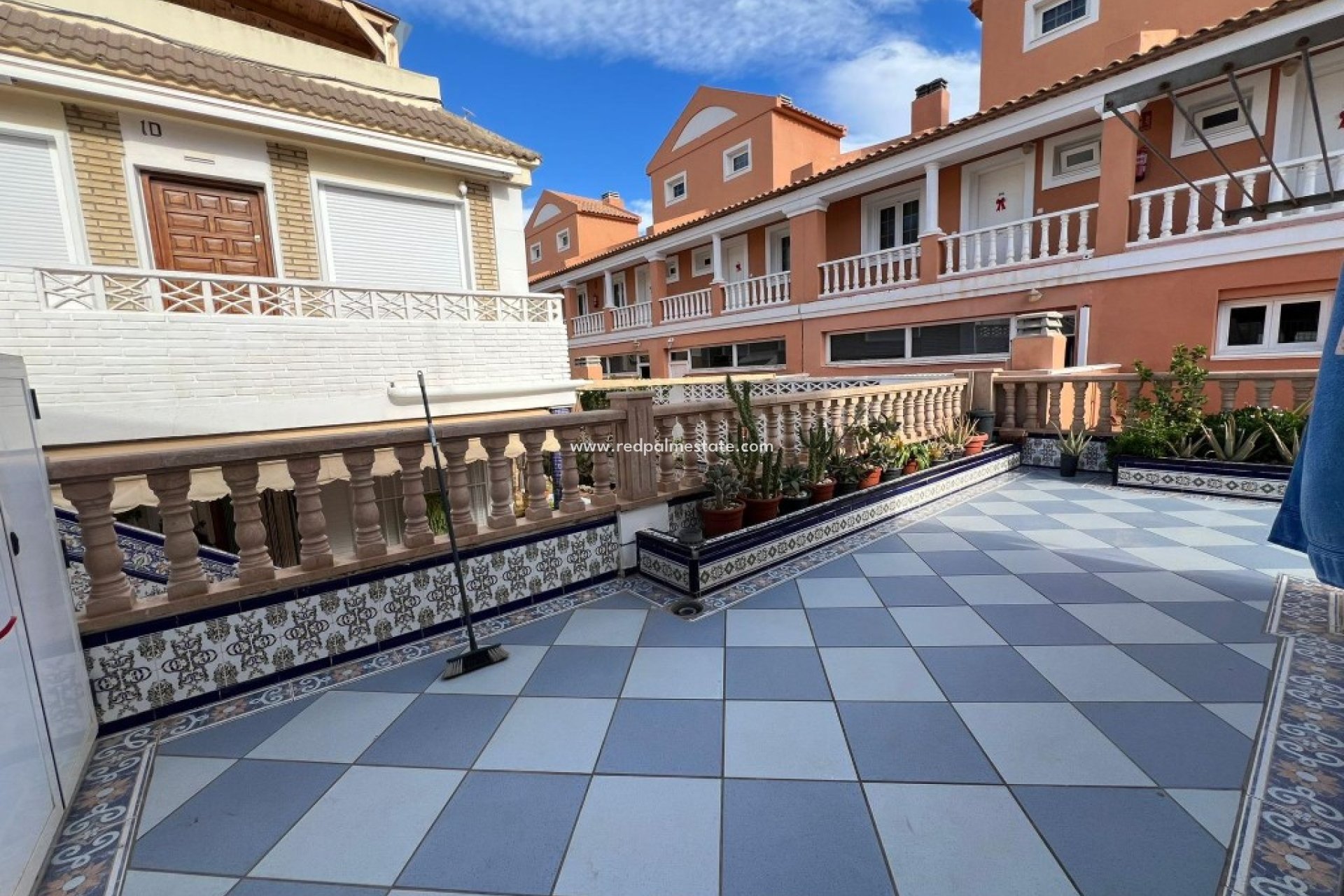 Resale - Town House -
Torrevieja - La Mata