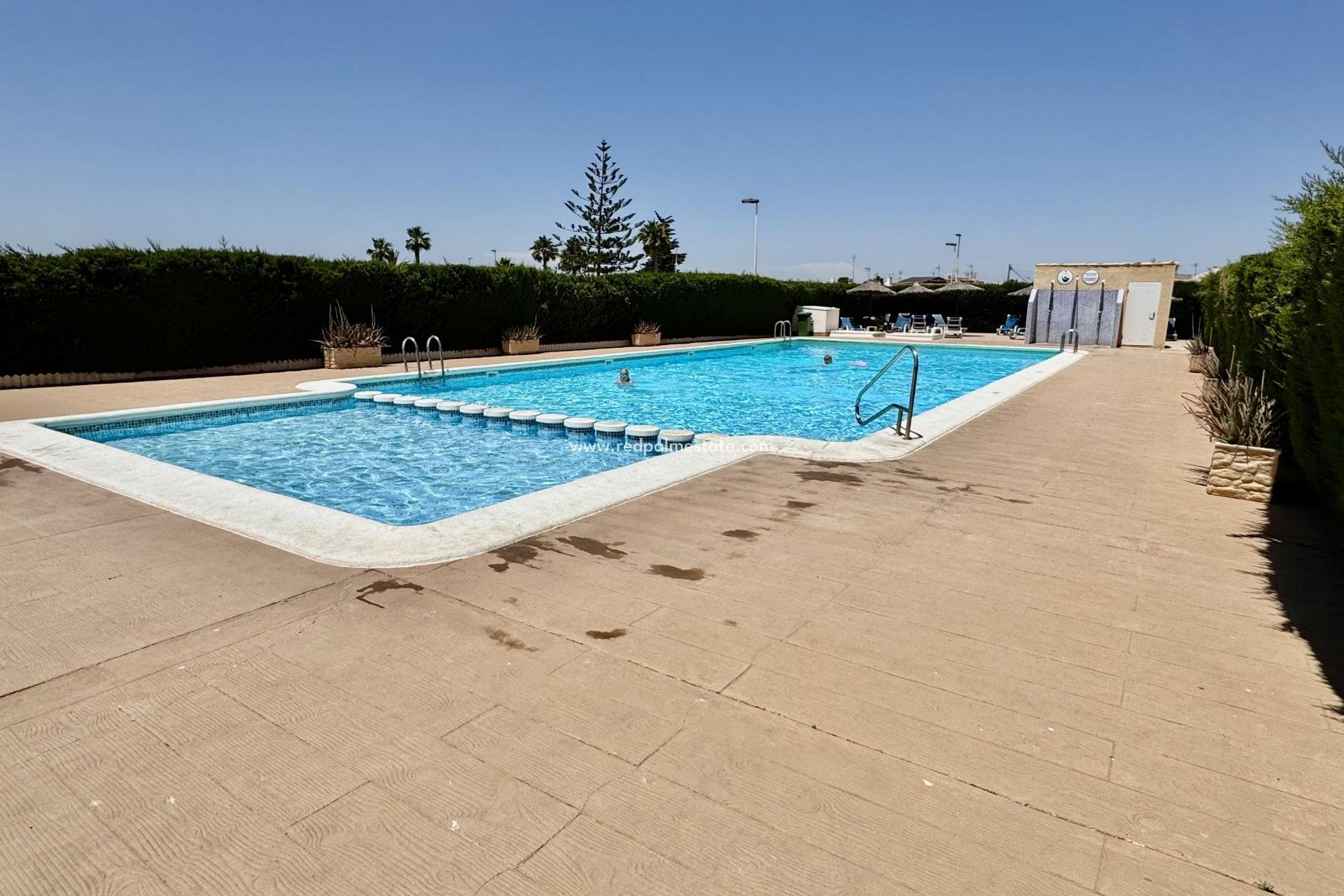 Resale - Town House -
Torrevieja - La Siesta - El Salado - Torreta