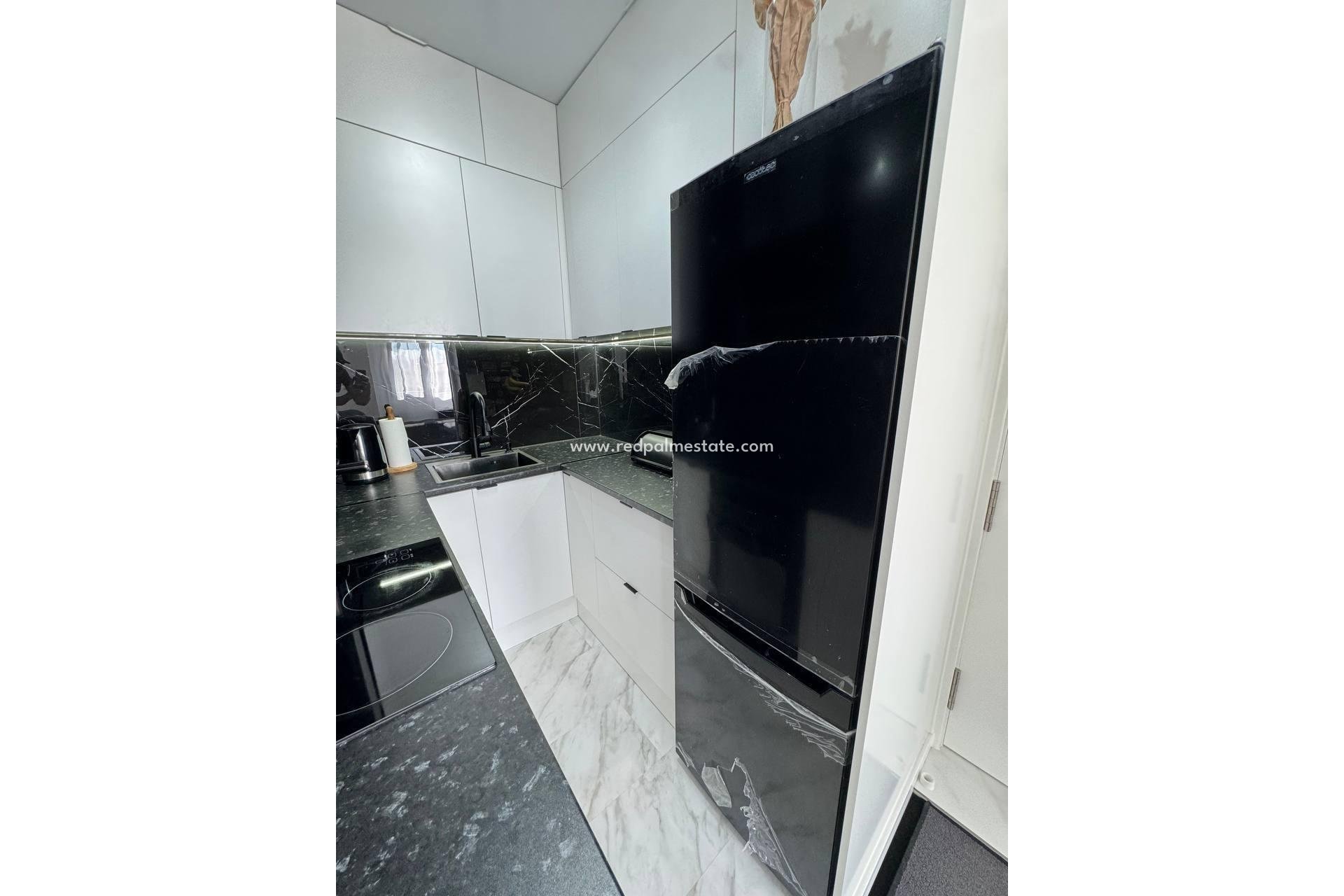 Resale - Town House -
Torrevieja - La Siesta - El Salado -  Torreta