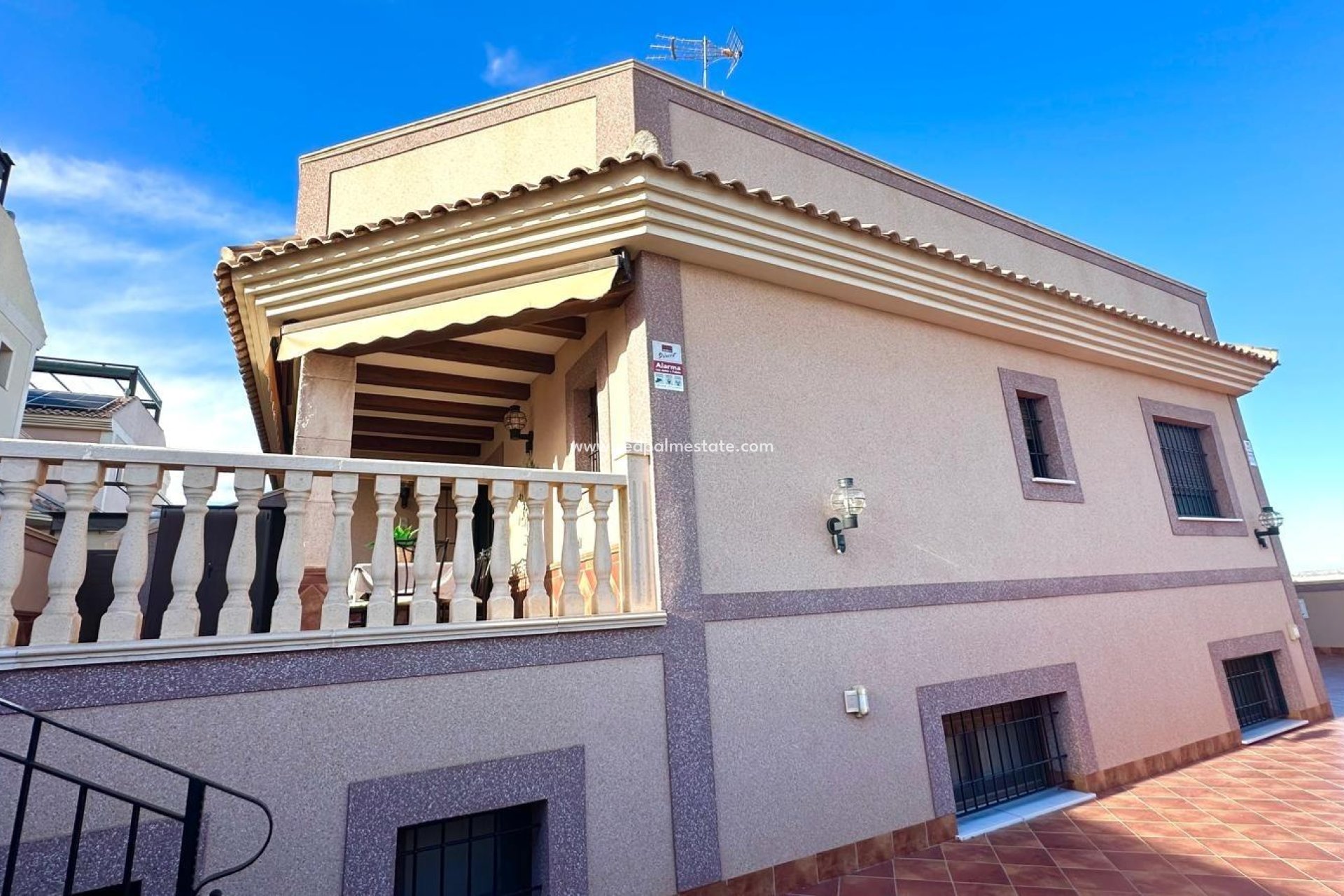Resale - Town House -
Torrevieja - La Siesta - El Salado - Torreta