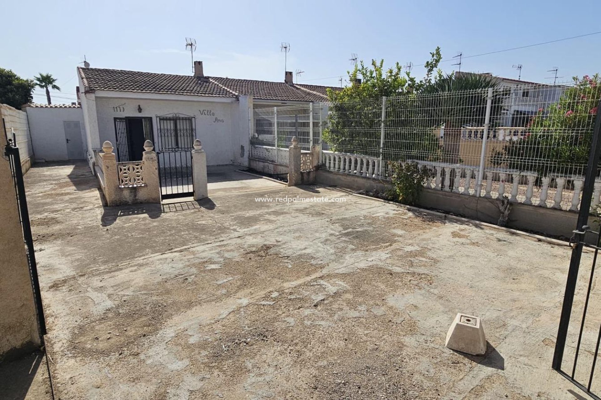 Resale - Town House -
Torrevieja - La Siesta - El Salado - Torreta