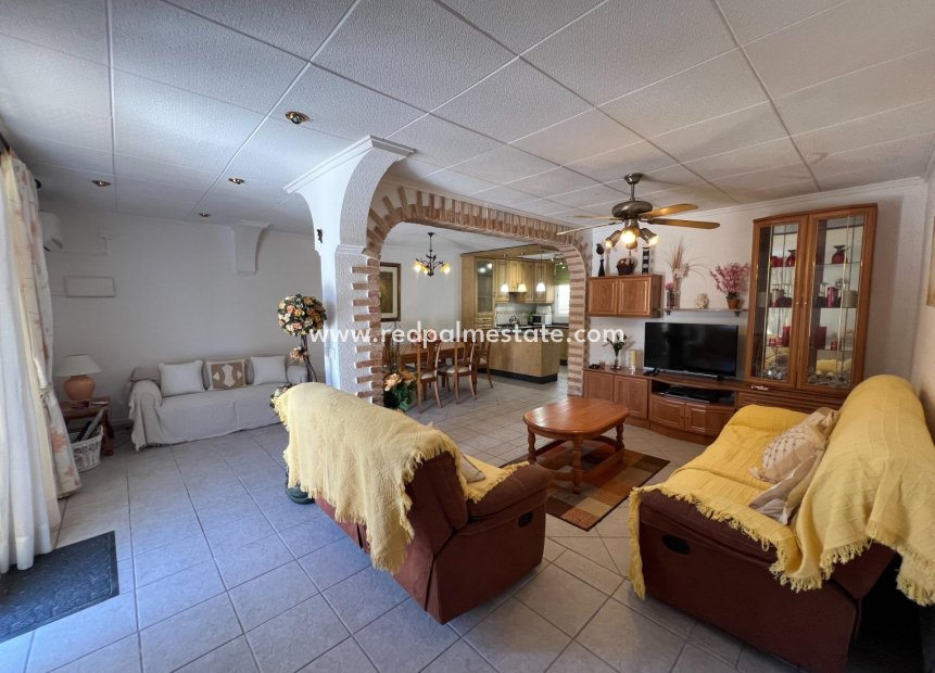 Resale - Town House -
Torrevieja - La Siesta - El Salado -  Torreta