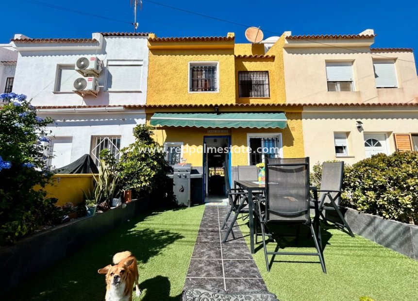 Resale - Town House -
Torrevieja - La Siesta - El Salado - Torreta