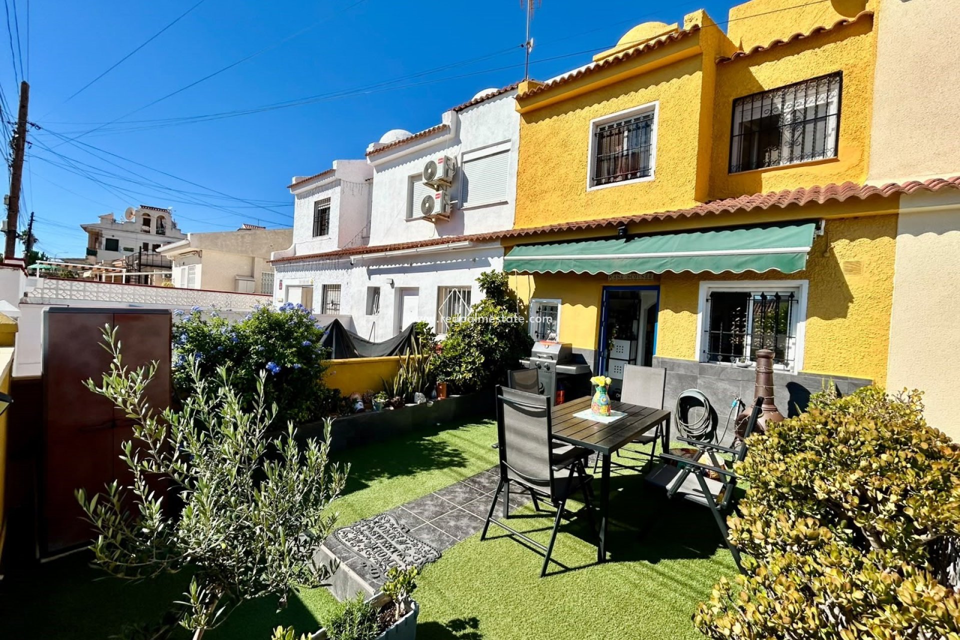 Resale - Town House -
Torrevieja - La Siesta - El Salado - Torreta