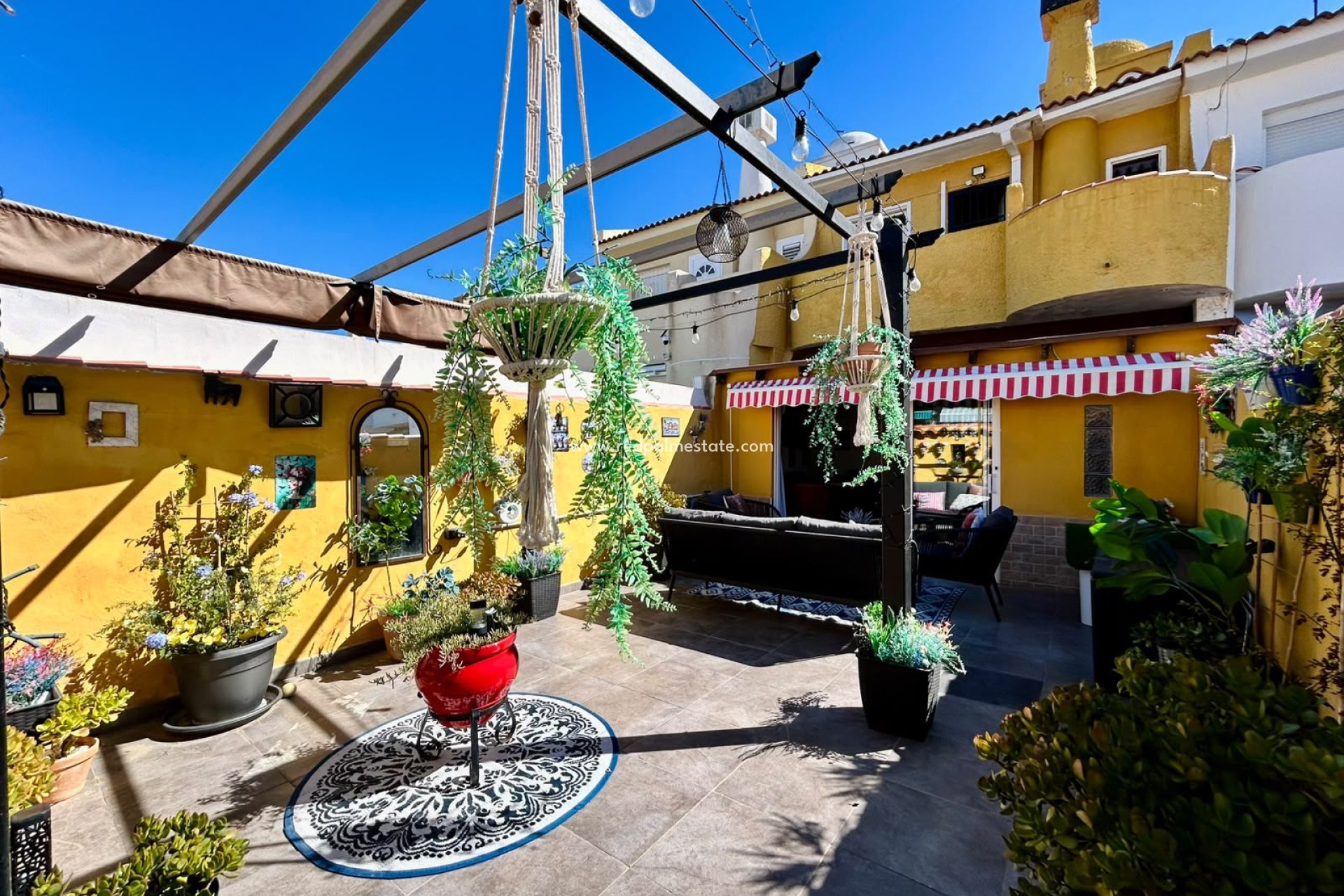 Resale - Town House -
Torrevieja - La Siesta - El Salado - Torreta