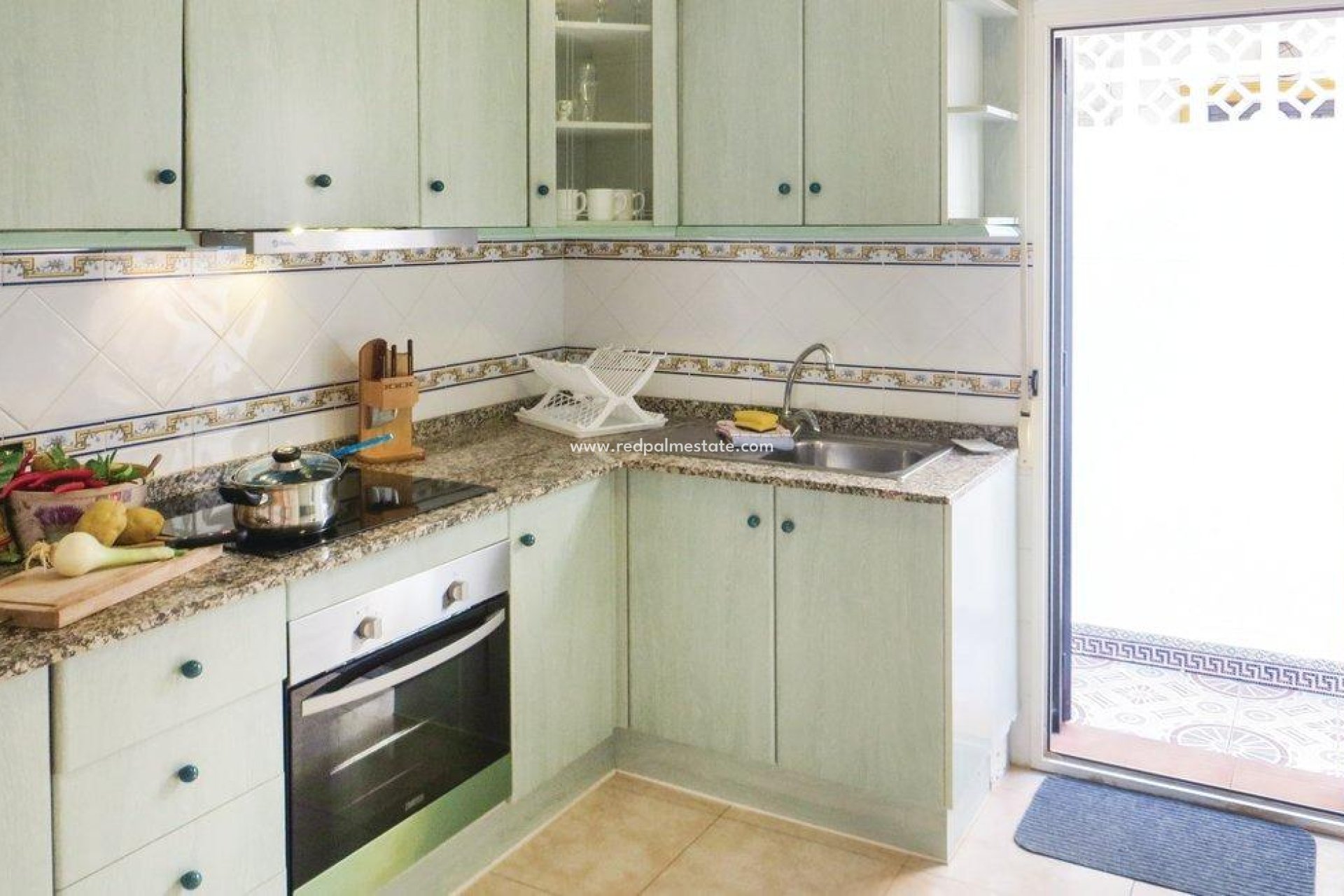 Resale - Town House -
Torrevieja - La Siesta - El Salado -  Torreta